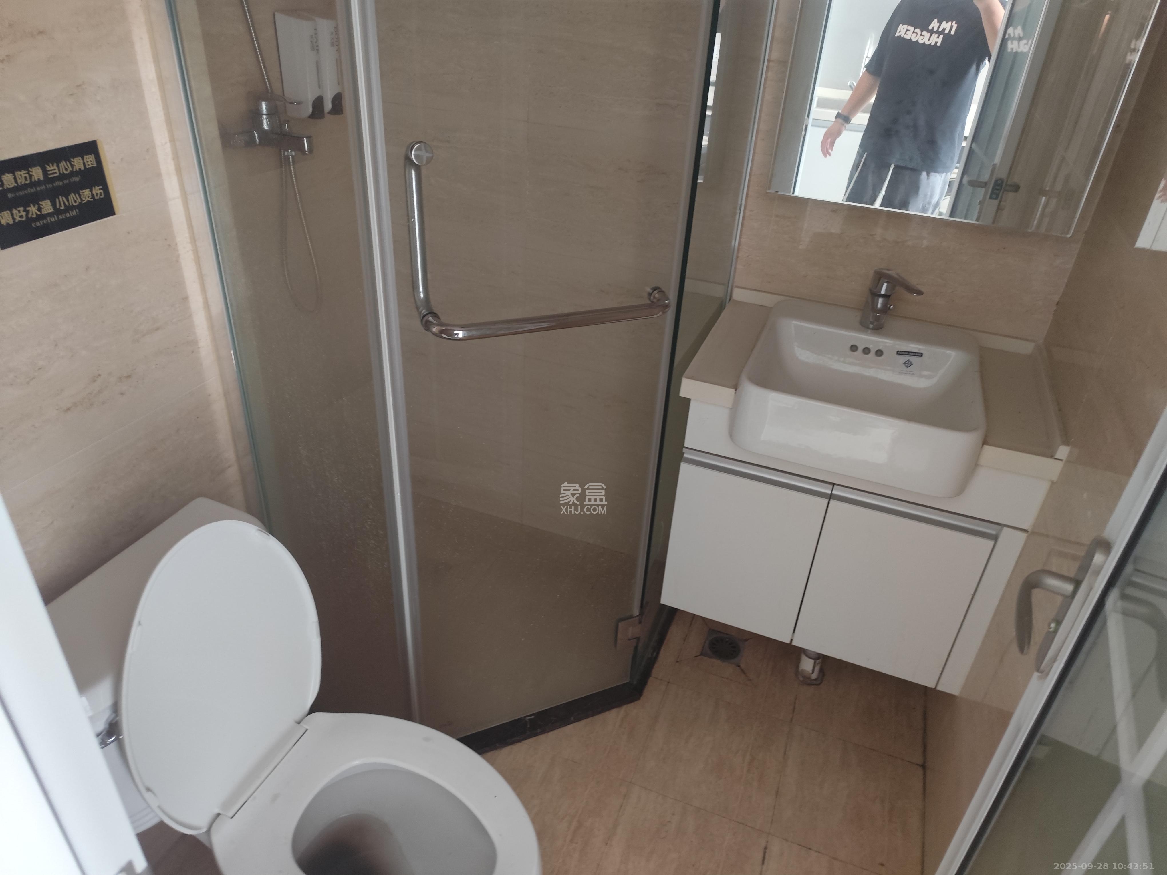 绿地之窗   32.0㎡      850.0元/月室内图