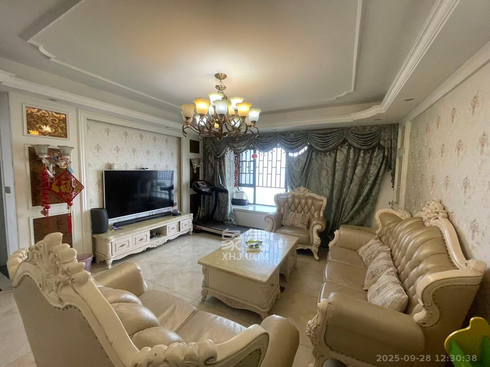 碧桂园威尼斯城  4室2厅2卫    3000.0元/月