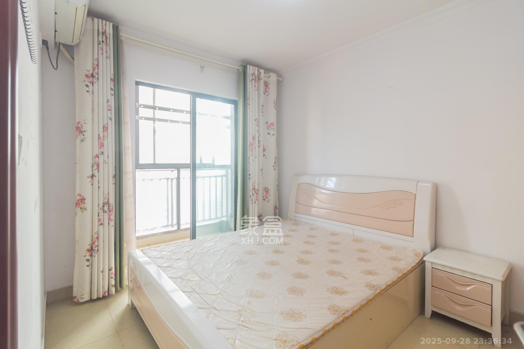 中国铁建国际城一期  1室1厅1卫    30.0万卧室