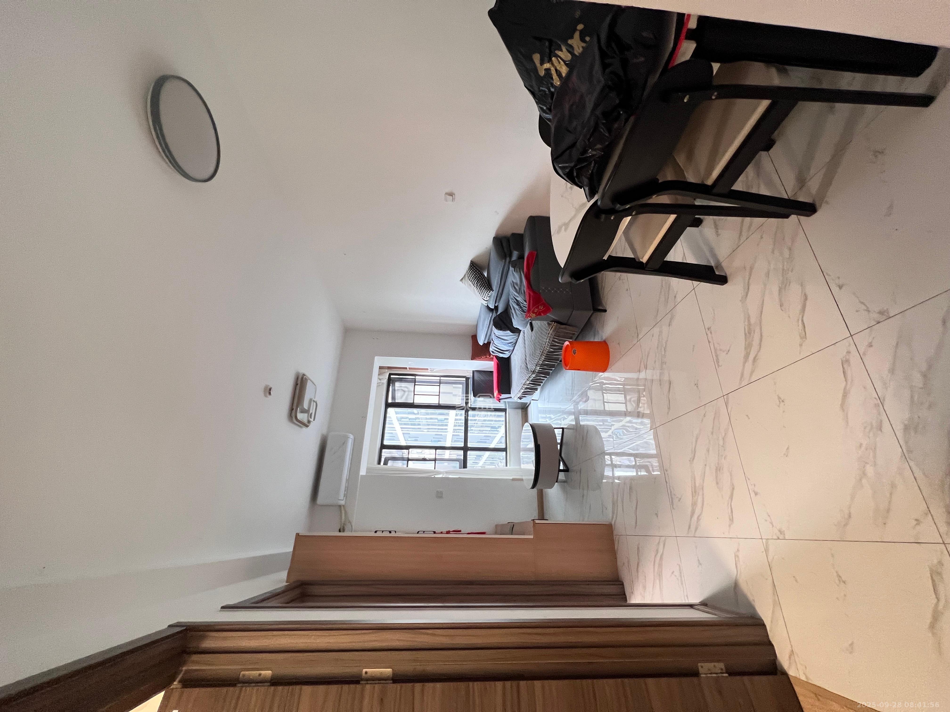 新长海漓湘悦  2室1厅1卫    1900.0元/月室内图