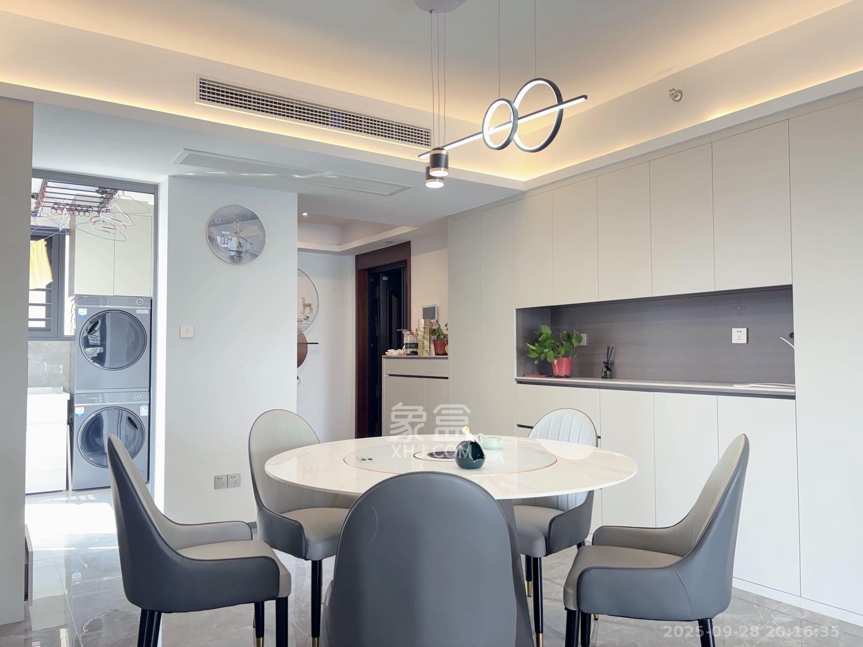 北辰瀚江府  4室2厅2卫    10000.0元/月室内图