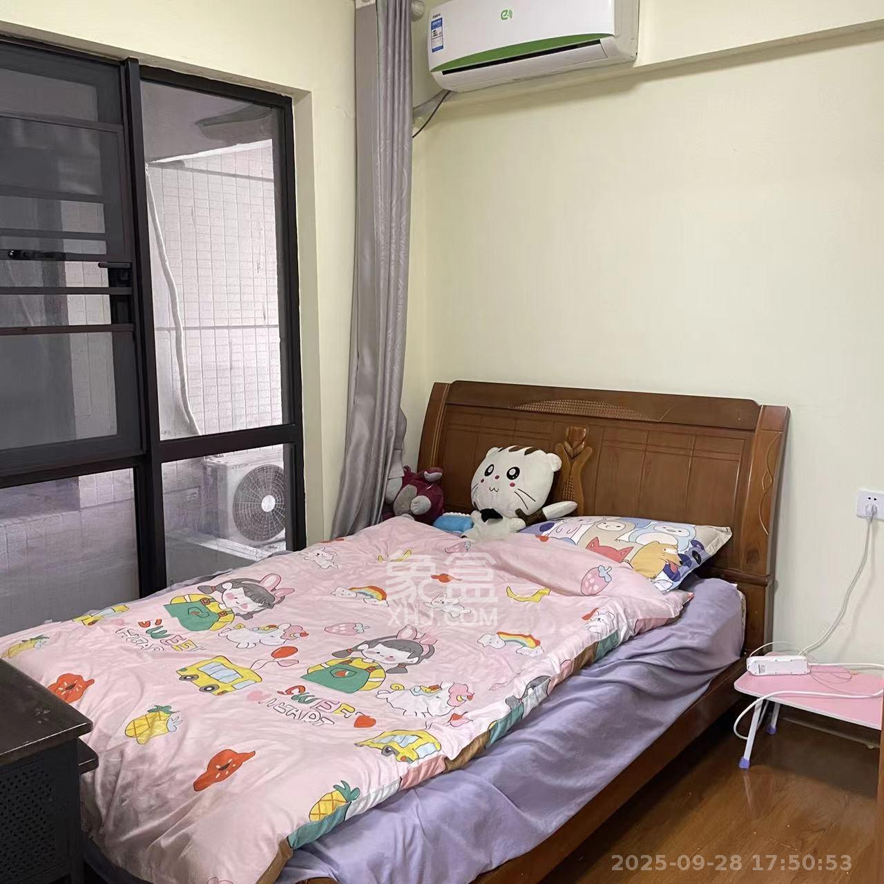 达美D6区  2室1厅1卫   2300.00元/月室内图