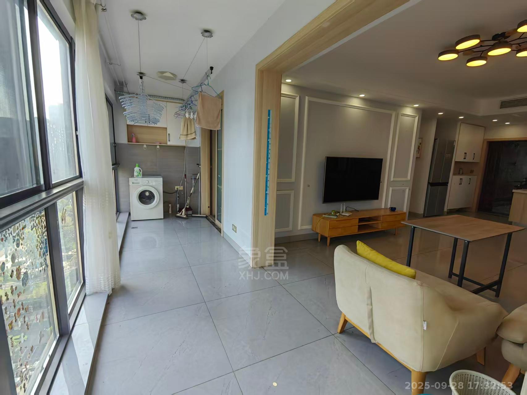 时代新城（翰林府）  3室2厅2卫    1800.0元/月室内图