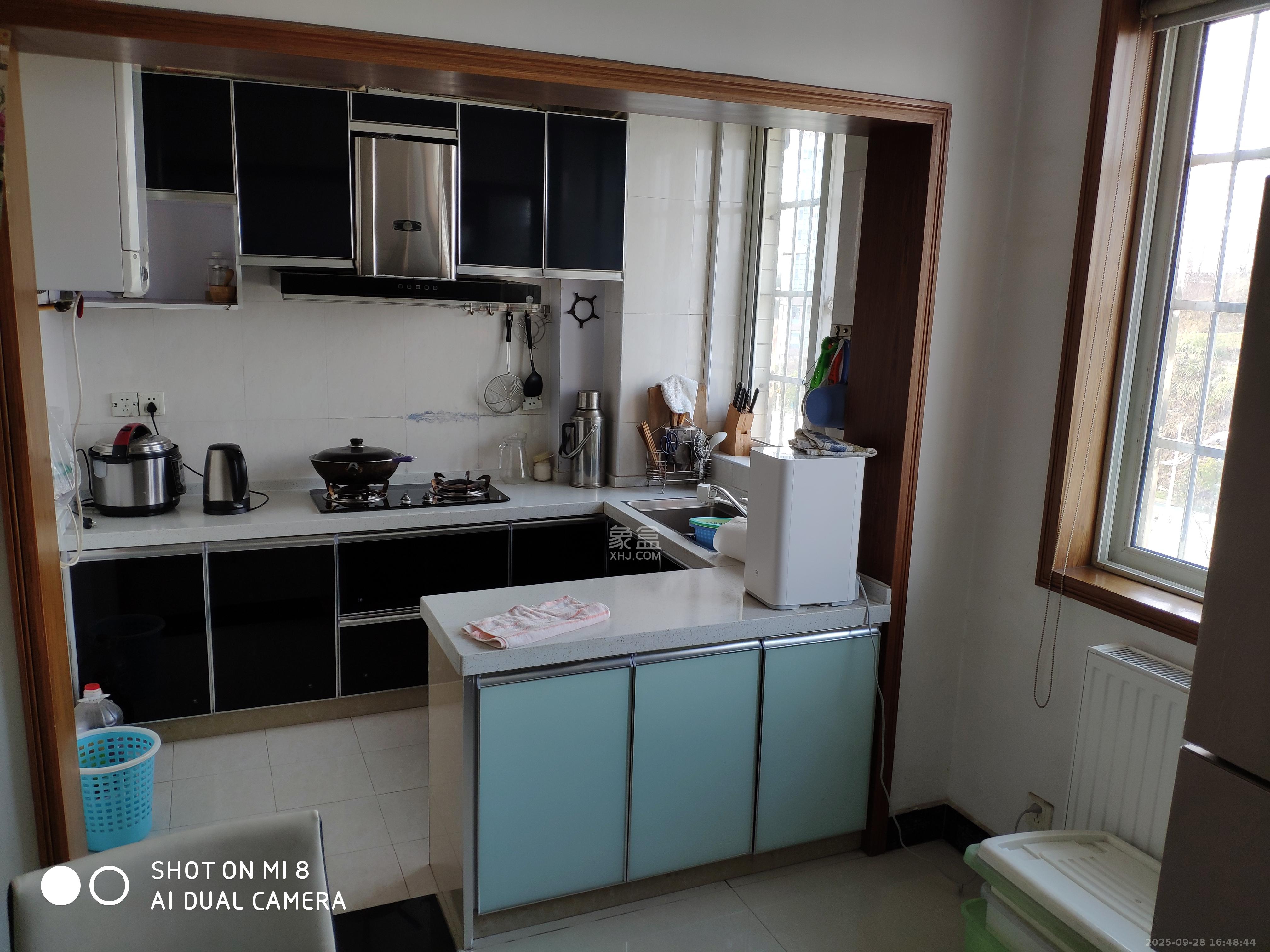 洪山家园 3室2厅2卫 2200.0元/月 洪山家园 3室2厅2卫 2200.0元/月室内图