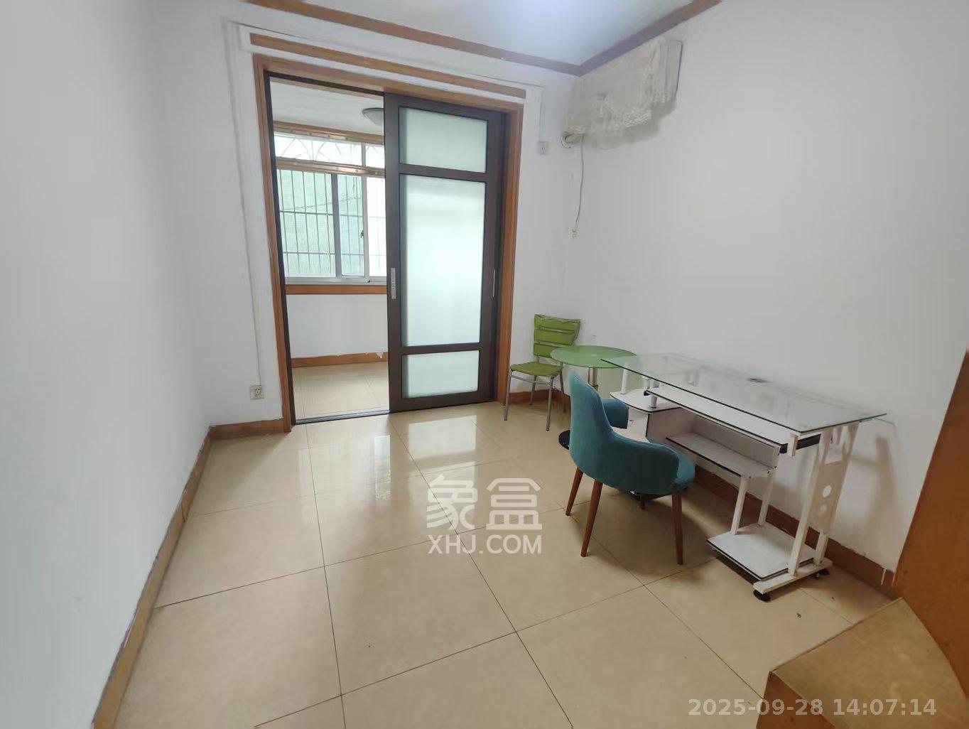 恒达时代花园 4室2厅2卫 2600.0元/月 恒达时代花园 4室2厅2卫 2600.0元/月室内图