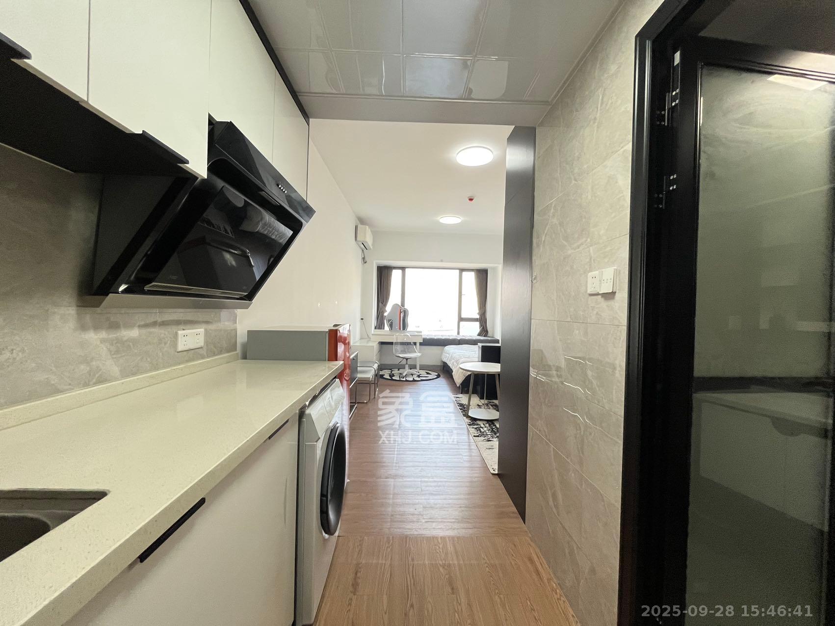 青年才郡(盈安大厦) 1室1厅1卫 1700.0元/月 青年才郡(盈安大厦) 1室1厅1卫 1700.0元/月室内图