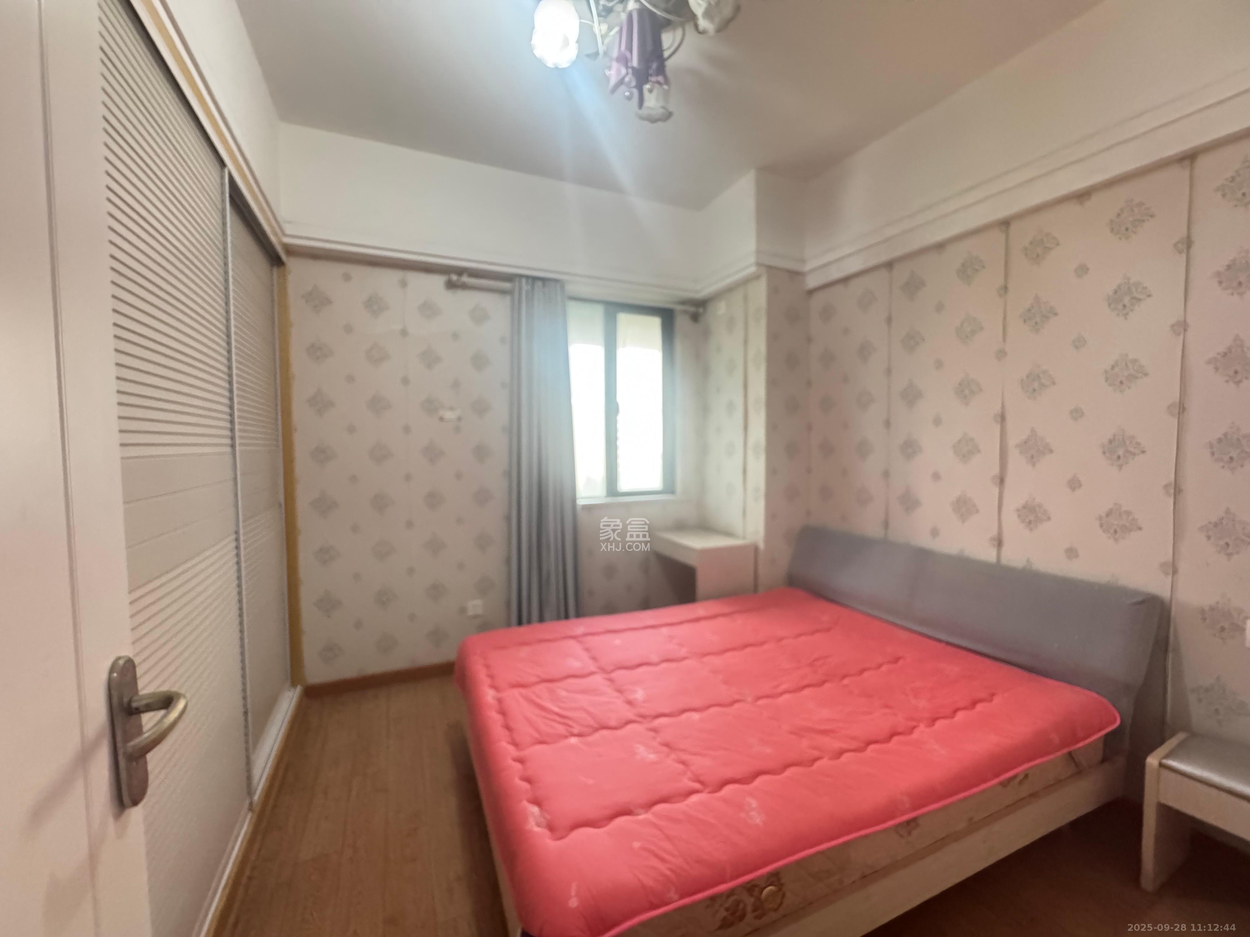 万博汇  2室1厅1卫    2100.0元/月室内图