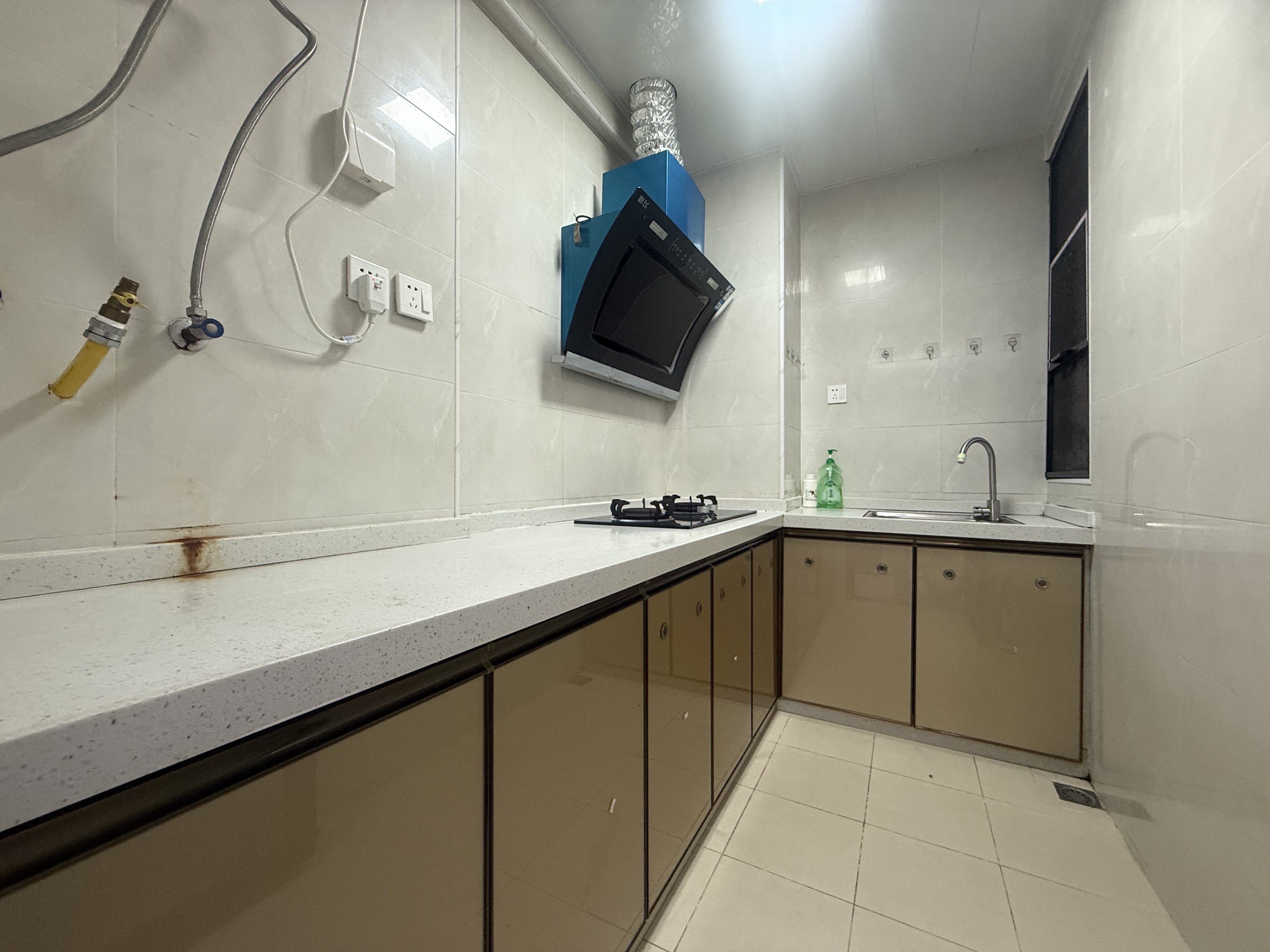 中交夏瑶雅苑 2室2厅1卫 2300.0元/月 中交夏瑶雅苑 2室2厅1卫 2300.0元/月室内图