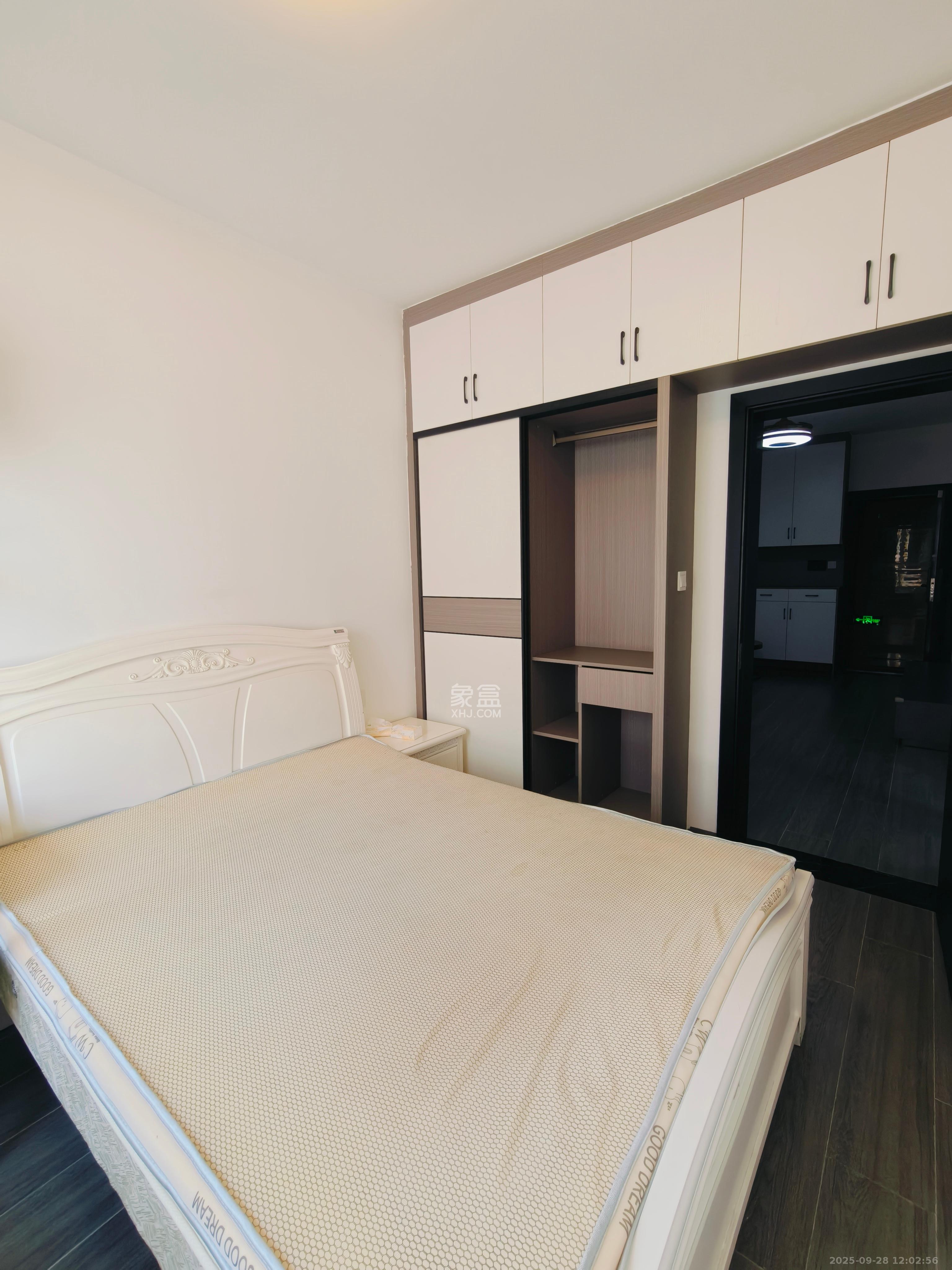 里约荟  1室1厅1卫    2300.0元/月室内图