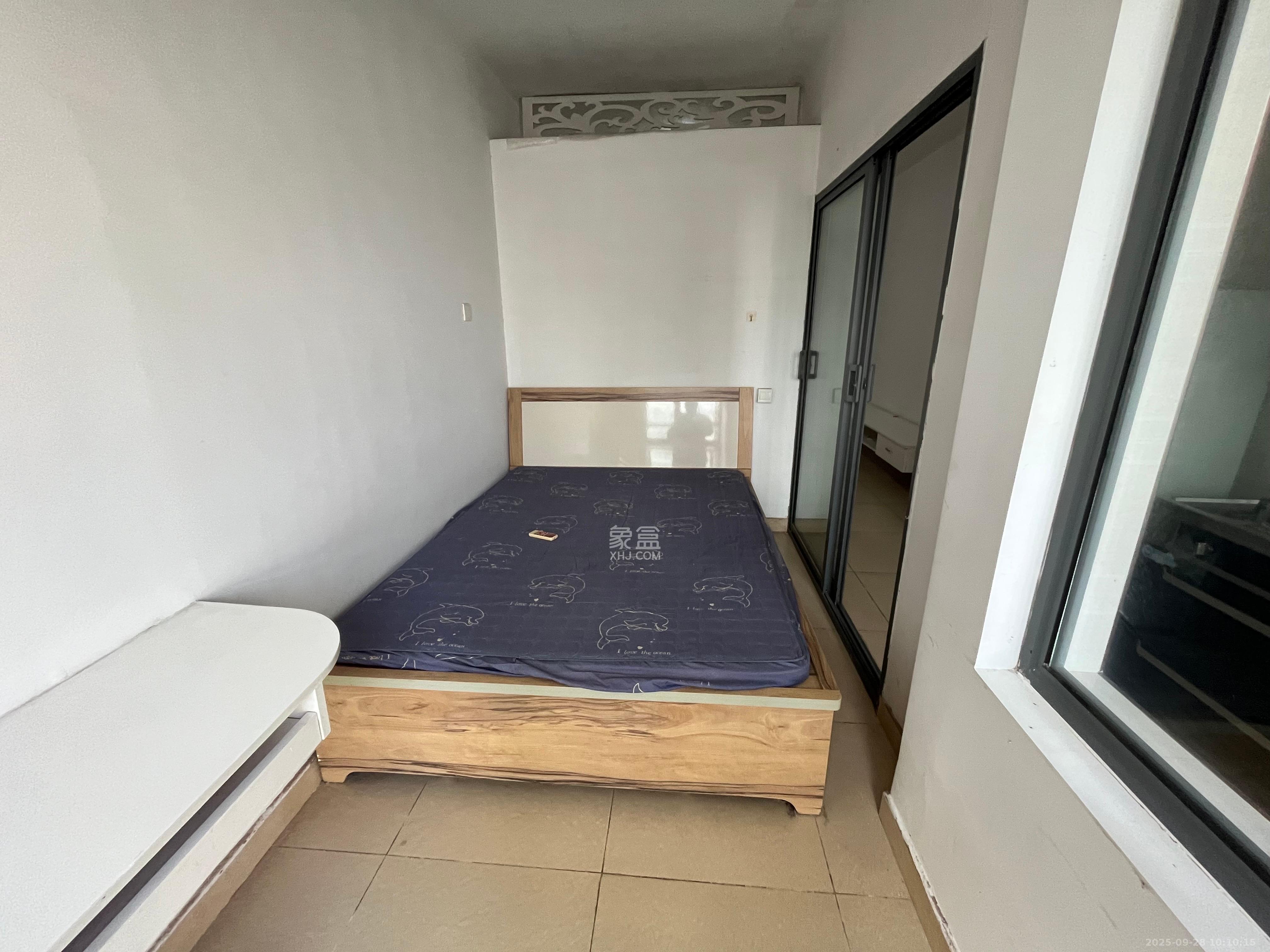 中城丽景香山园 1室1厅1卫 1400.0元/月 中城丽景香山园 1室1厅1卫 1400.0元/月室内图