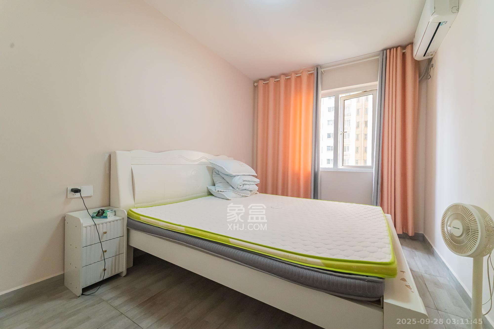 MOMA当代广场 3室2厅1卫 61.8万 MOMA当代广场 3室2厅1卫 61.8万卧室