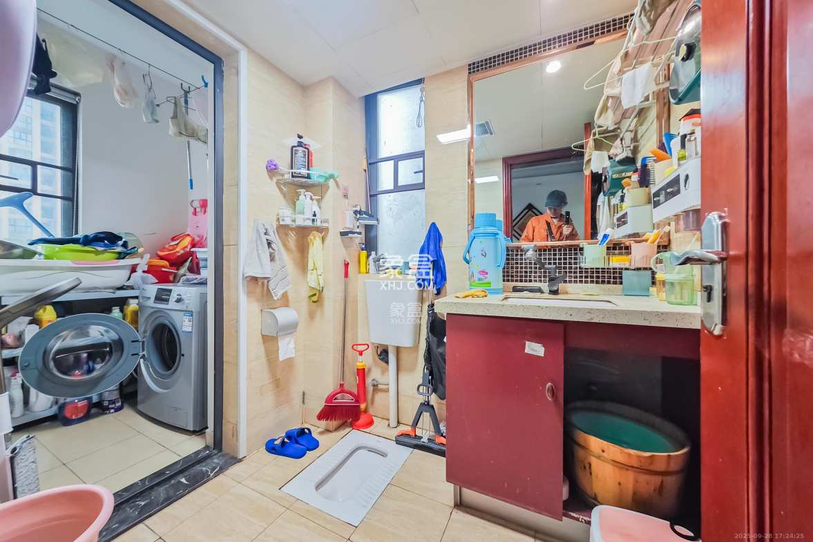 五江天街北区 4室2厅2卫 125.0万 五江天街北区 4室2厅2卫 125.0万其他