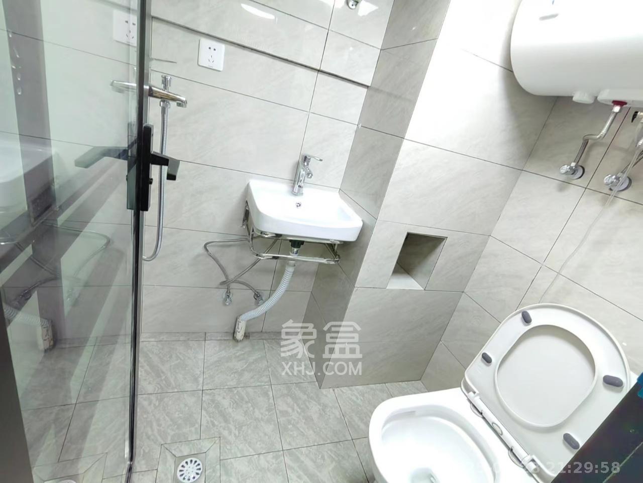 龙湖湘江星座（祺鑫星座公寓）  1室1厅1卫    1000.0元/月室内图