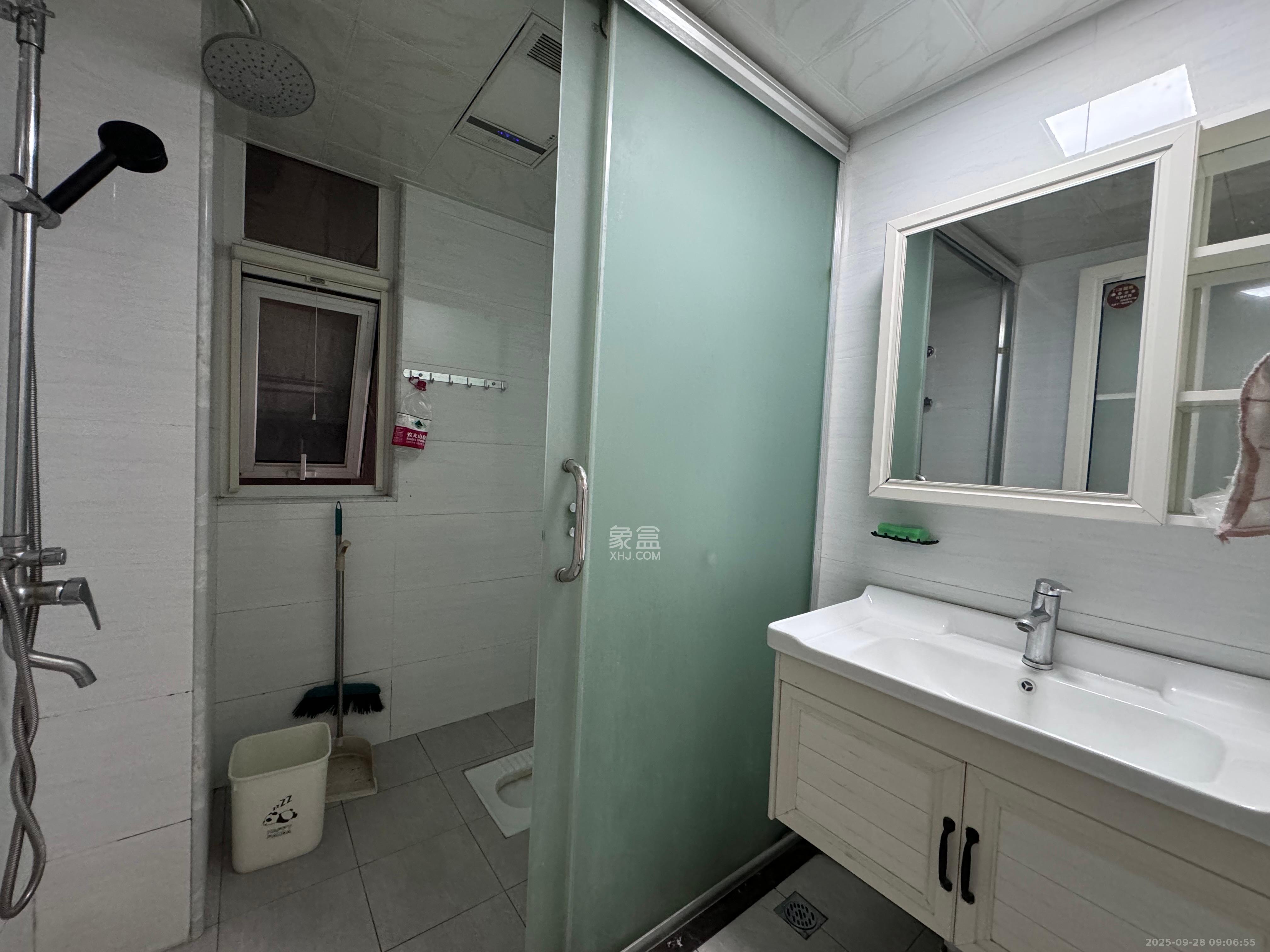 北辰三角洲C2区 3室1厅1卫 3300.0元/月 北辰三角洲C2区 3室1厅1卫 3300.0元/月室内图