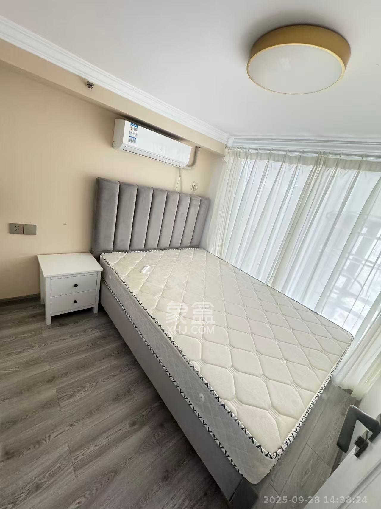 明昇壹城（明昇时代广场）三期  2室1厅1卫    2300.0元/月室内图