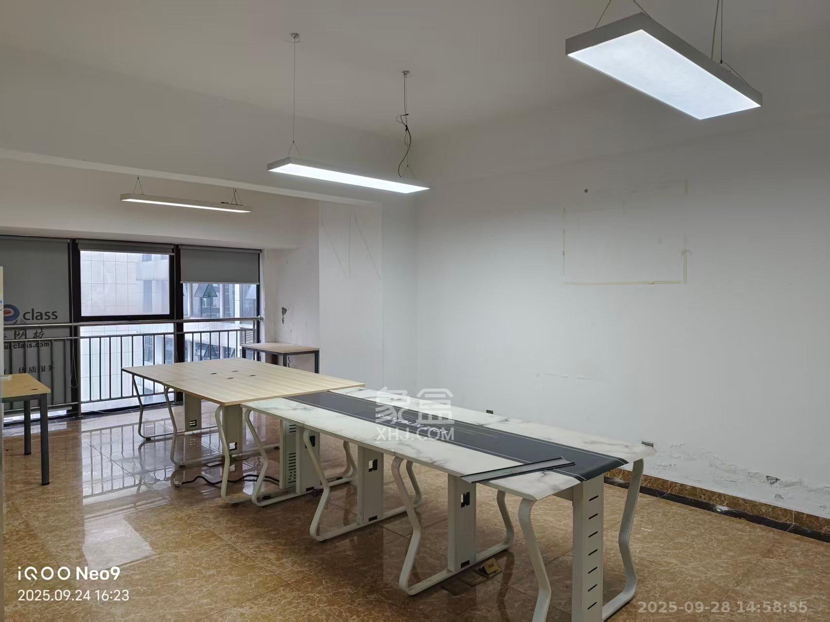 达美D6区   48.62㎡      12000.0元/月室内图