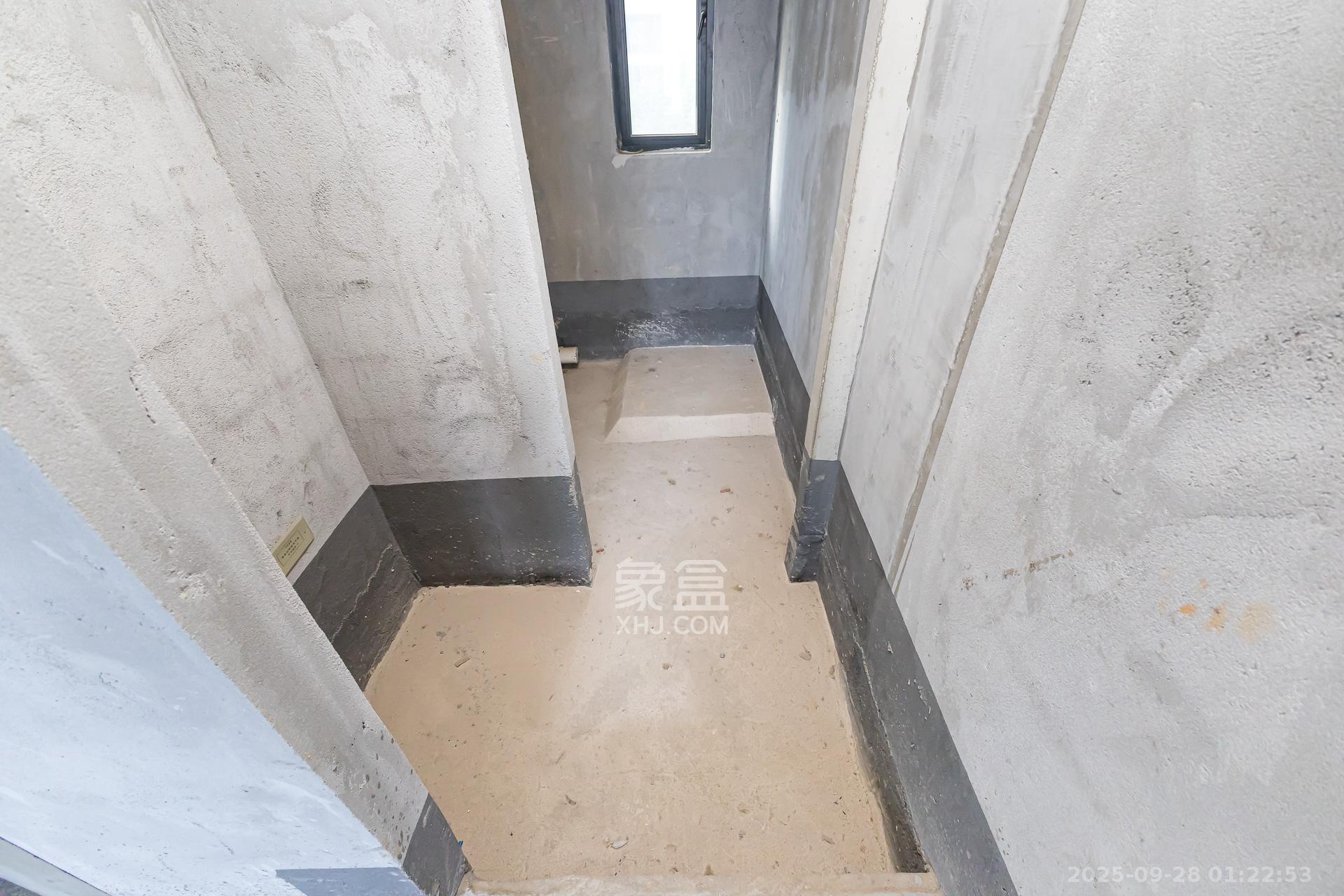 越秀湘江星汇城二期  1室0厅0卫    230.0万卫生间