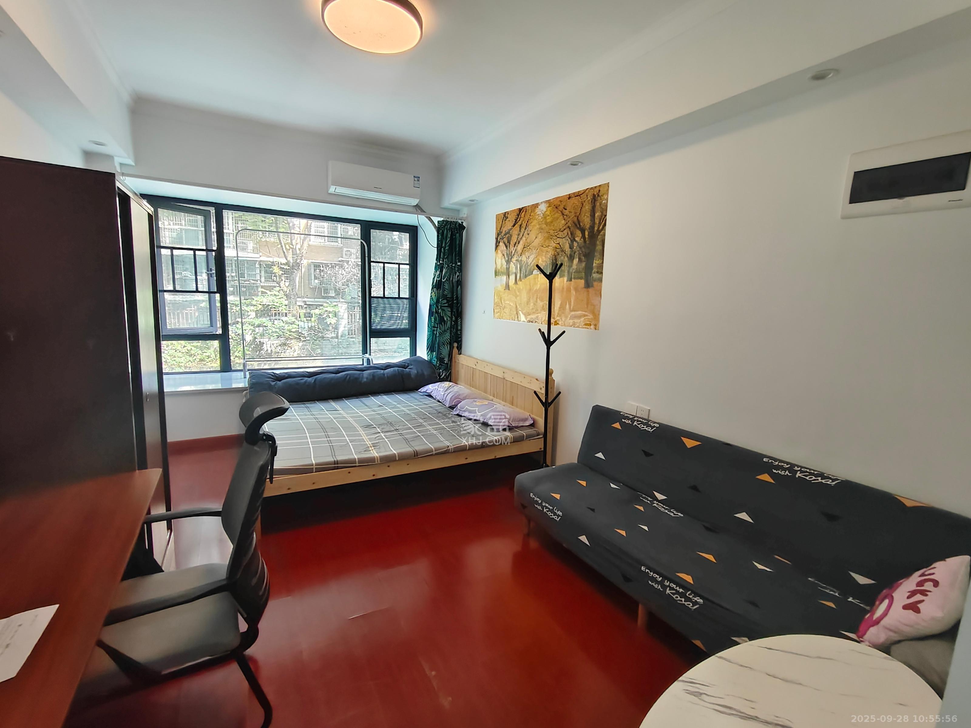 龙湖湘江星座(祺鑫星座公寓) 1室1厅1卫 1280.0元/月 龙湖湘江星座(祺鑫星座公寓) 1室1厅1卫 1280.0元/月室内图