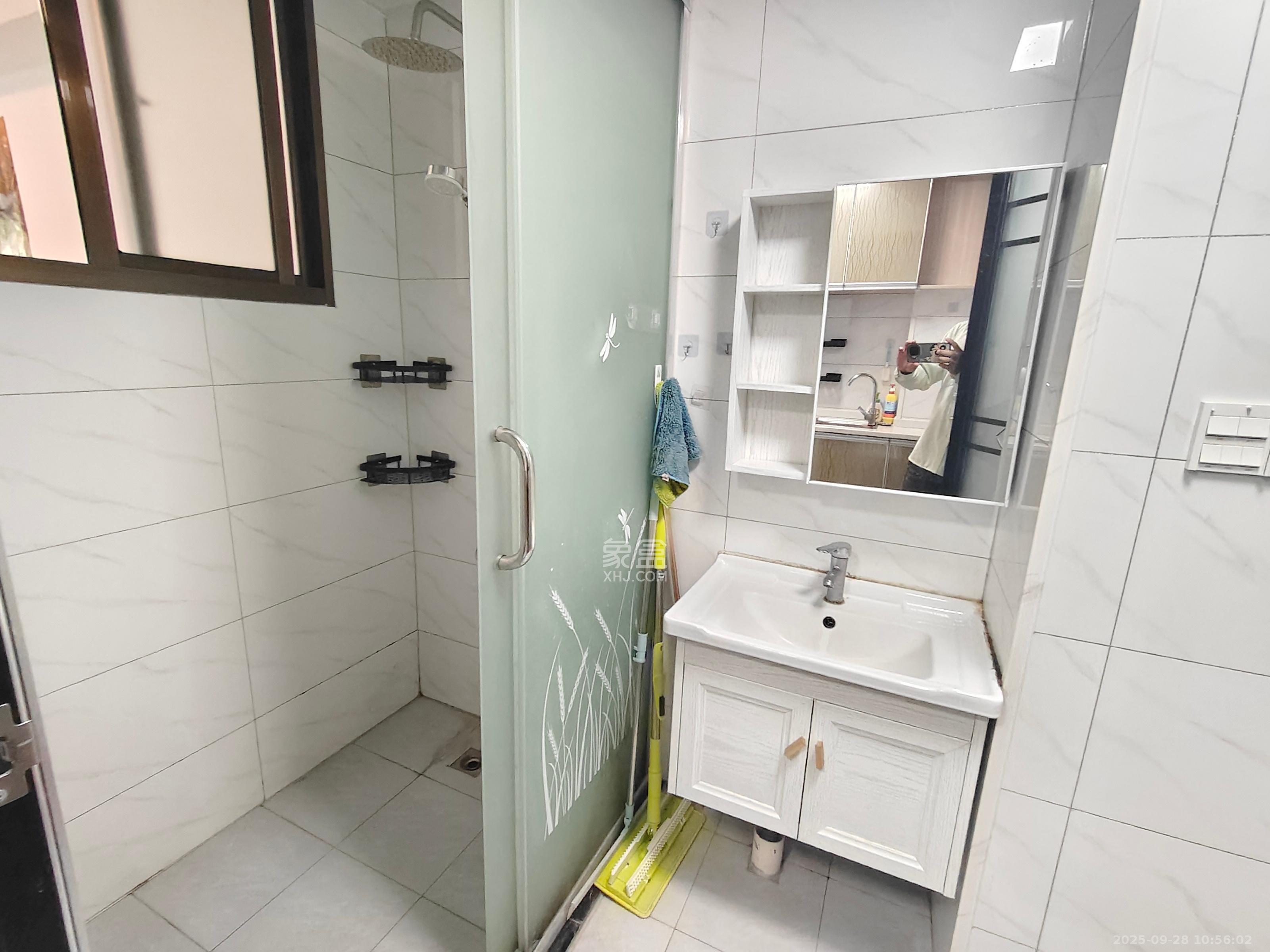 龙湖湘江星座(祺鑫星座公寓) 1室1厅1卫 1280.0元/月 龙湖湘江星座(祺鑫星座公寓) 1室1厅1卫 1280.0元/月室内图