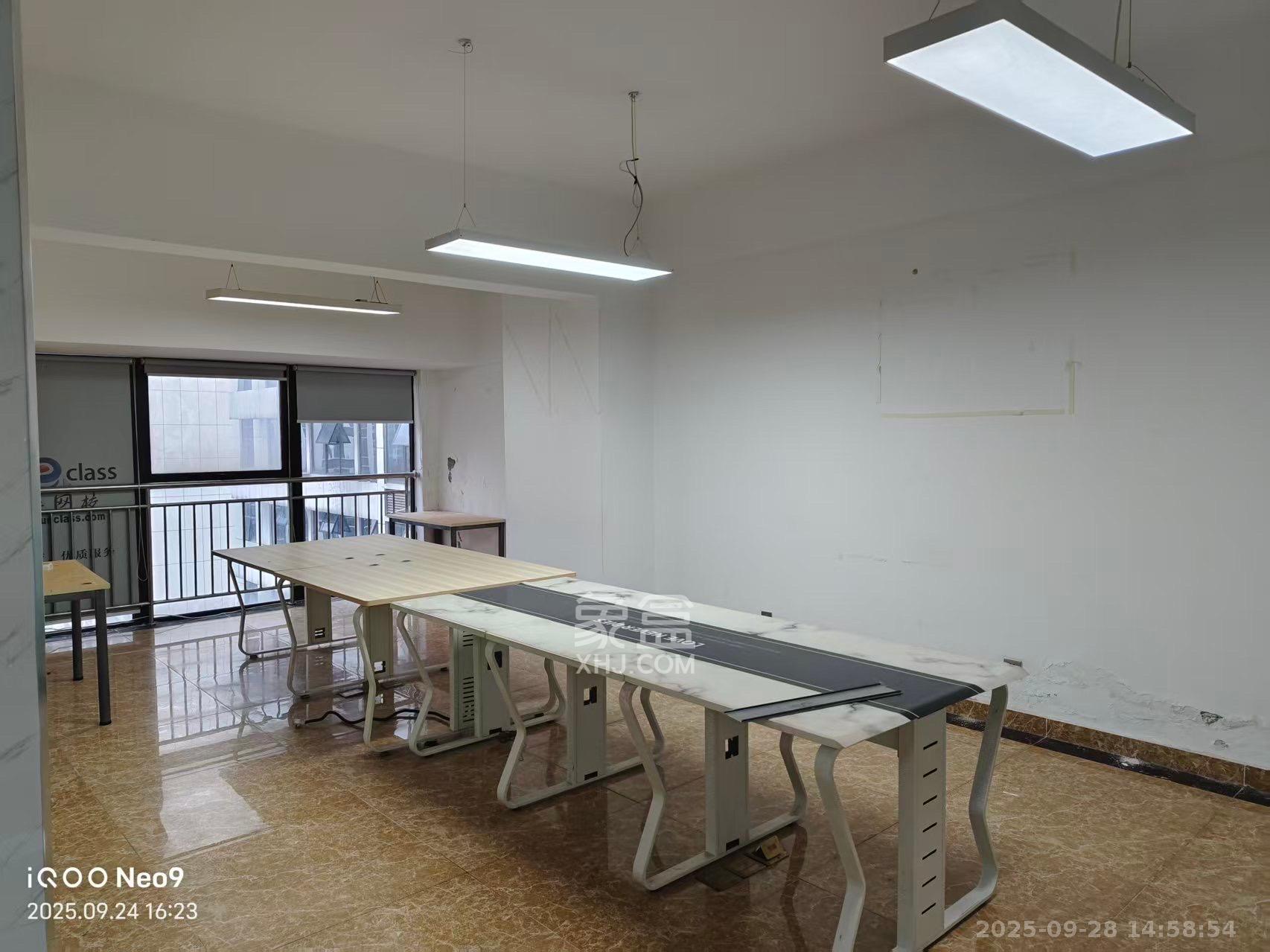 达美D6区   48.62㎡      12000.0元/月室内图