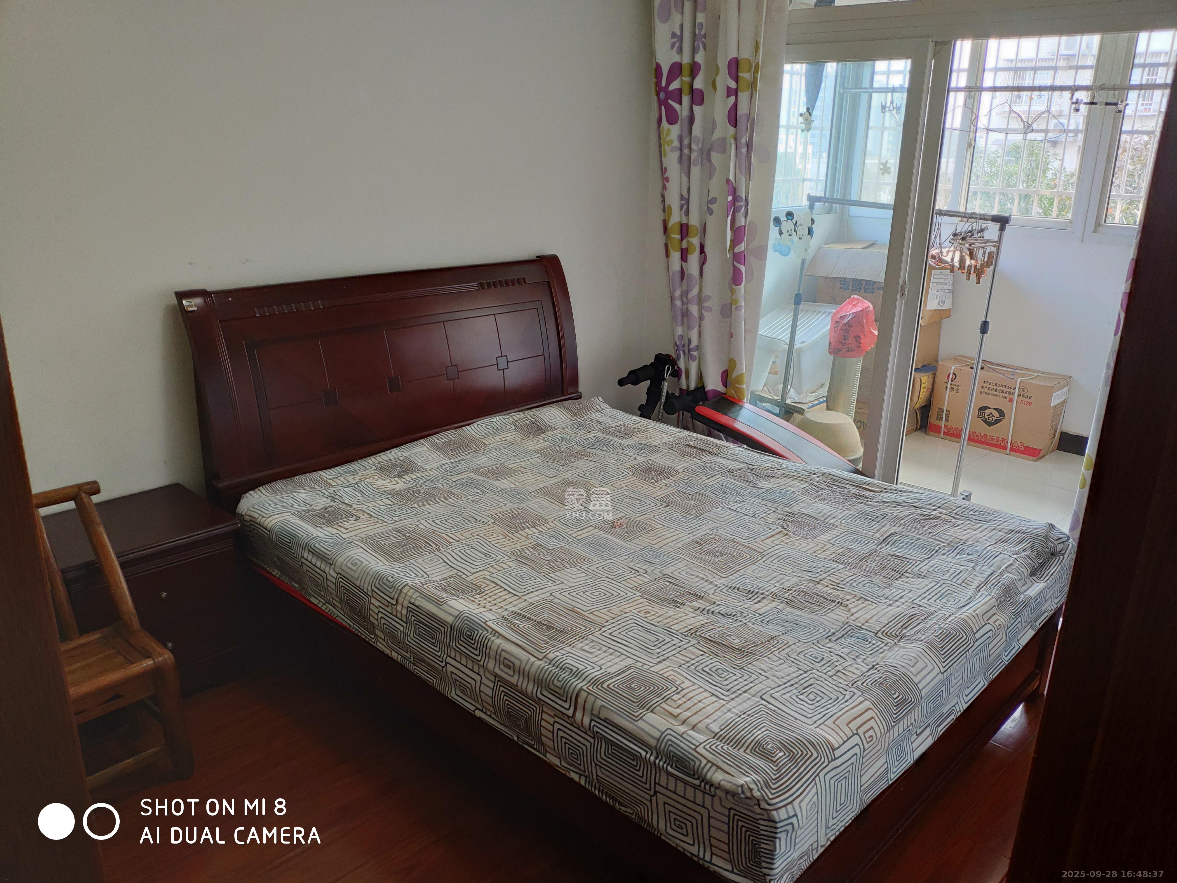 洪山家园 3室2厅2卫 2200.0元/月 洪山家园 3室2厅2卫 2200.0元/月室内图