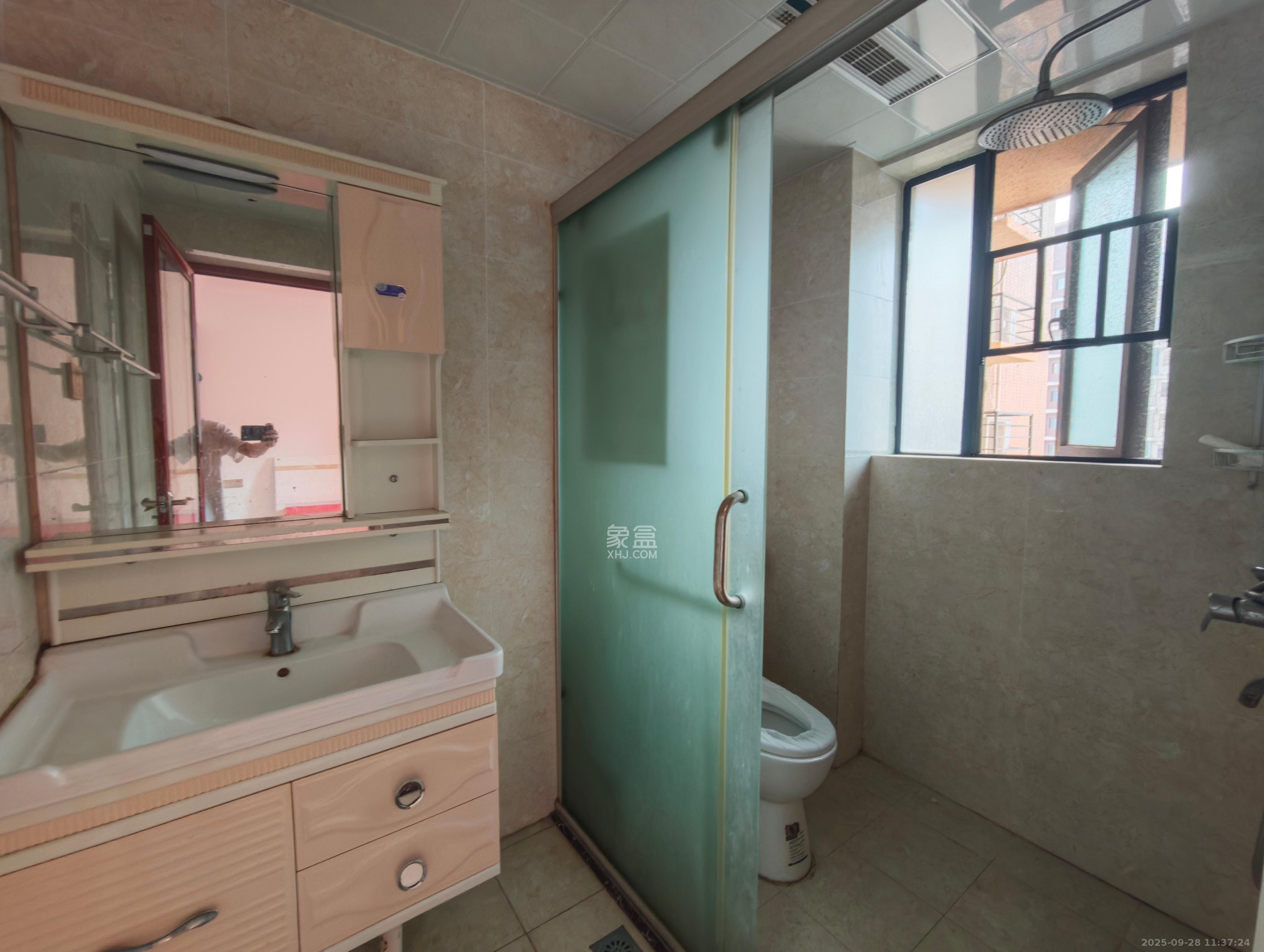 武广美誉 3室1厅1卫 2600.0元/月 武广美誉 3室1厅1卫 2600.0元/月室内图