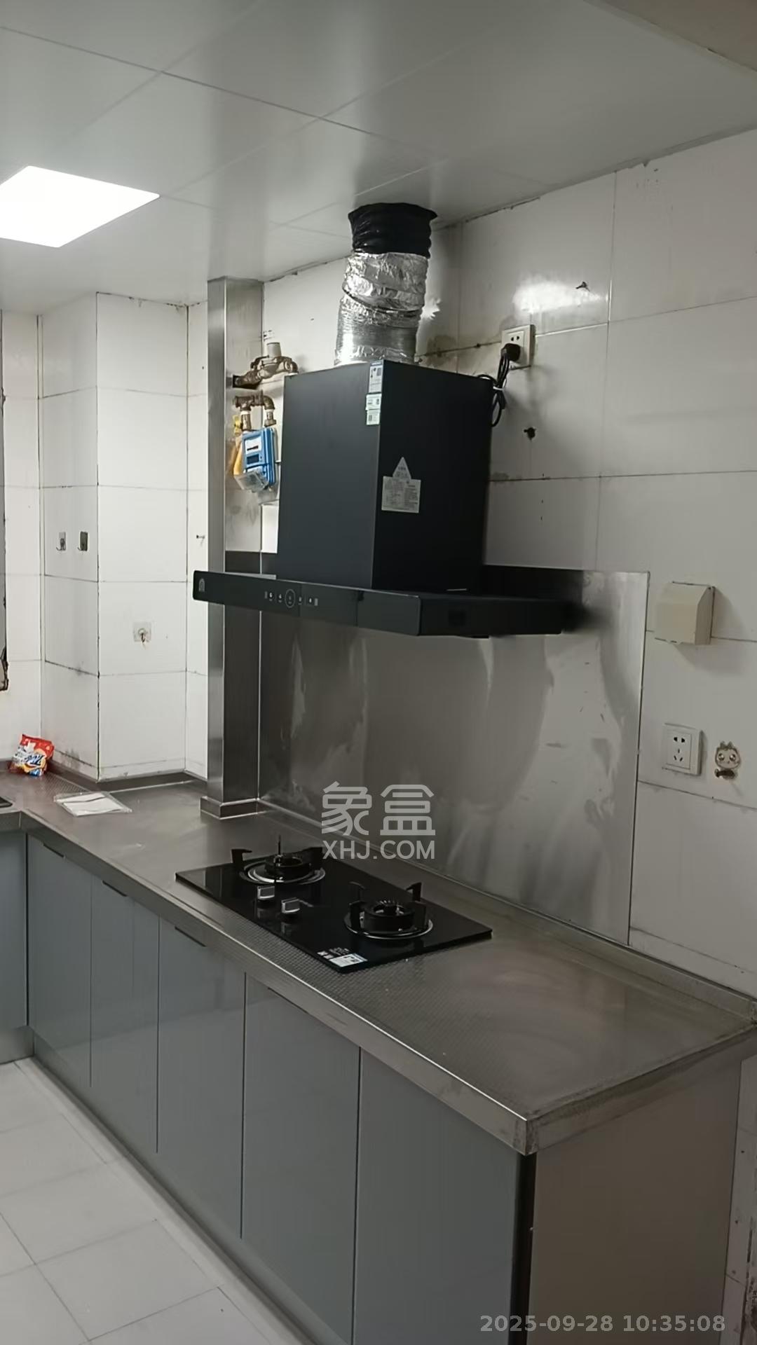 中天广场  2室2厅1卫    3000.0元/月室内图