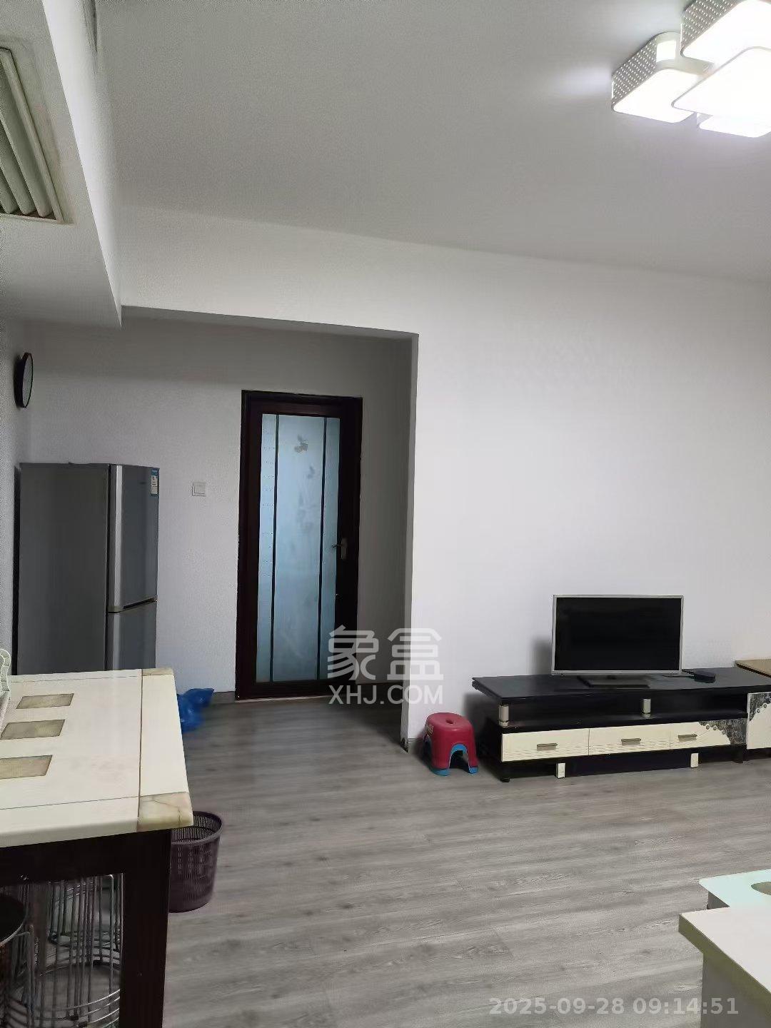 湘瑞嘉园 2室2厅1卫 1800.0元/月 湘瑞嘉园 2室2厅1卫 1800.0元/月室内图