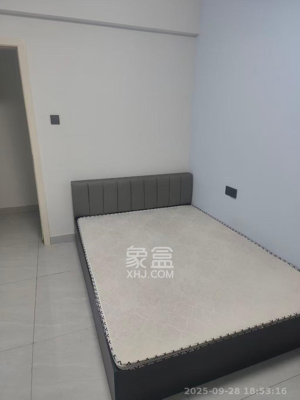 中城苑  3室2厅2卫   3000.00元/月室内图