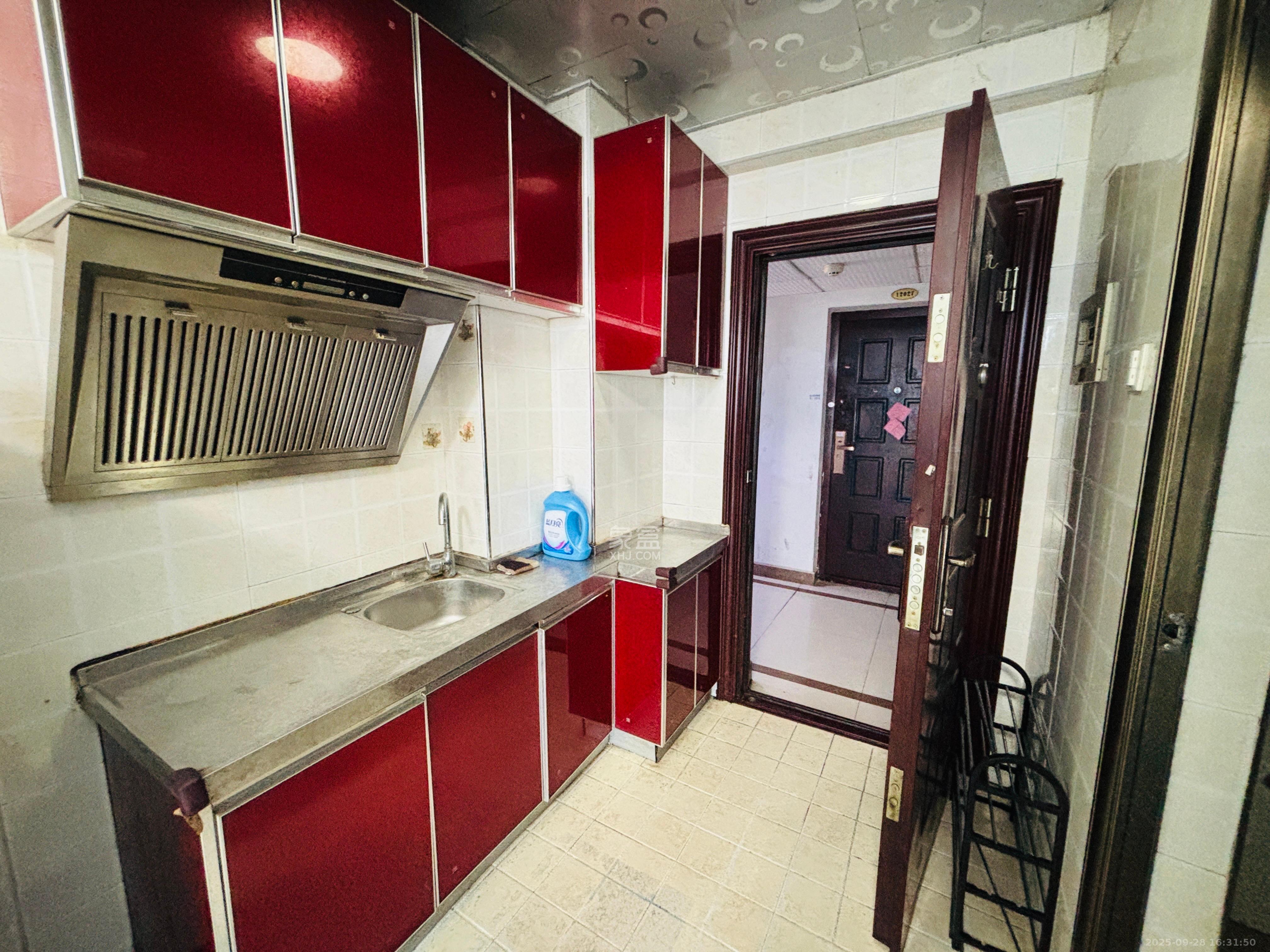 长城华都 1室1厅1卫 1300.0元/月 长城华都 1室1厅1卫 1300.0元/月室内图