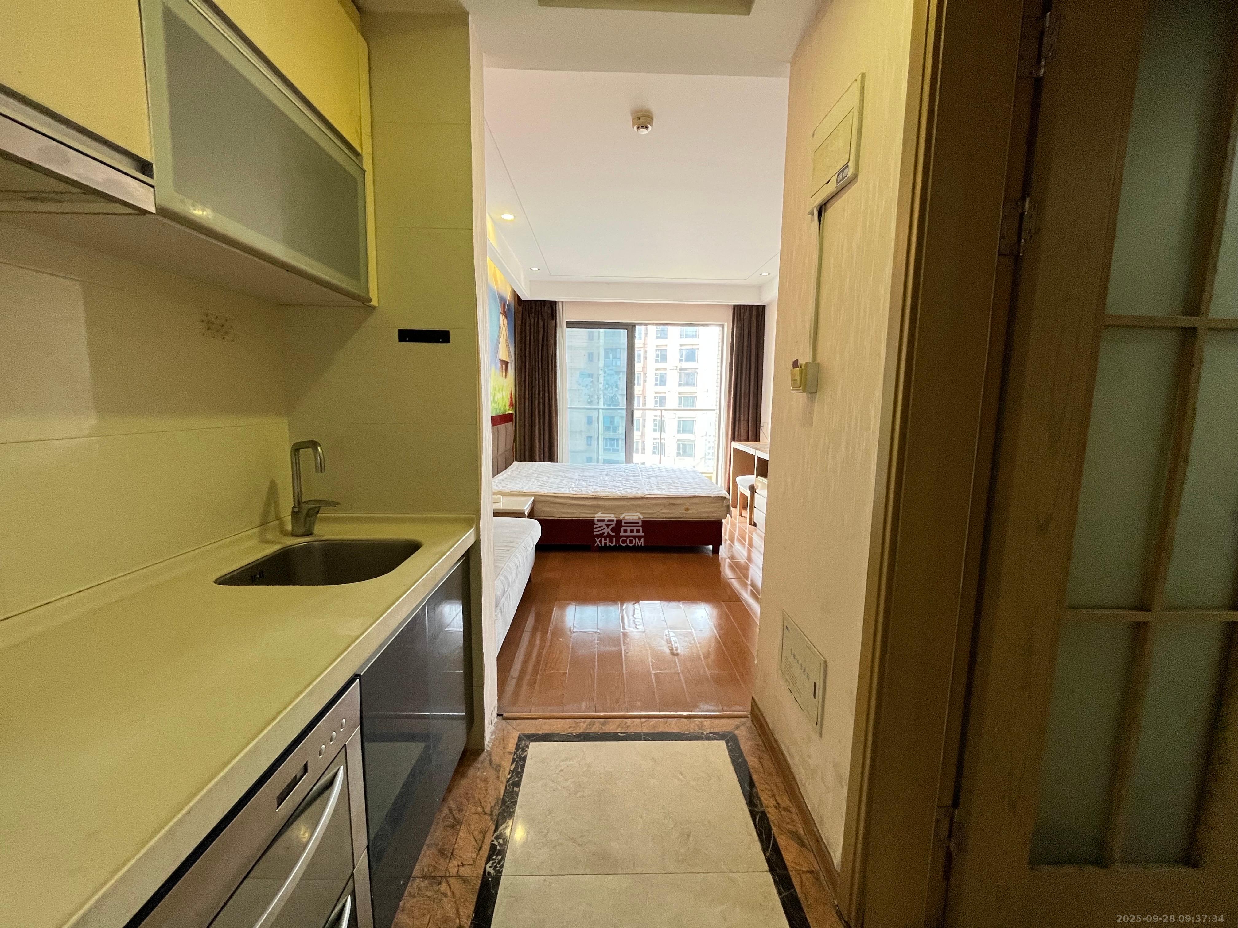 珠江花城四期花盛 1室1厅1卫 1300.0元/月 珠江花城四期花盛 1室1厅1卫 1300.0元/月室内图