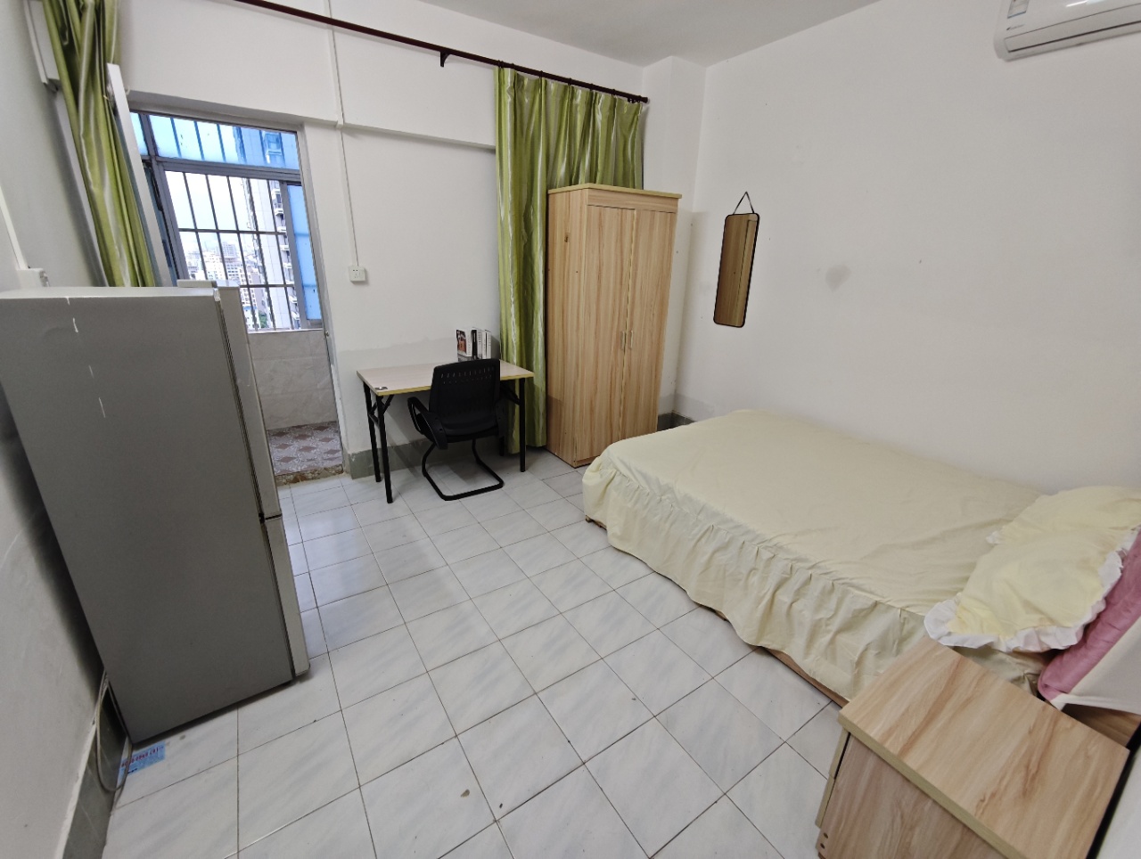 马坡小区 1室0厅1卫 700.0元/月 马坡小区 1室0厅1卫 700.0元/月室内图