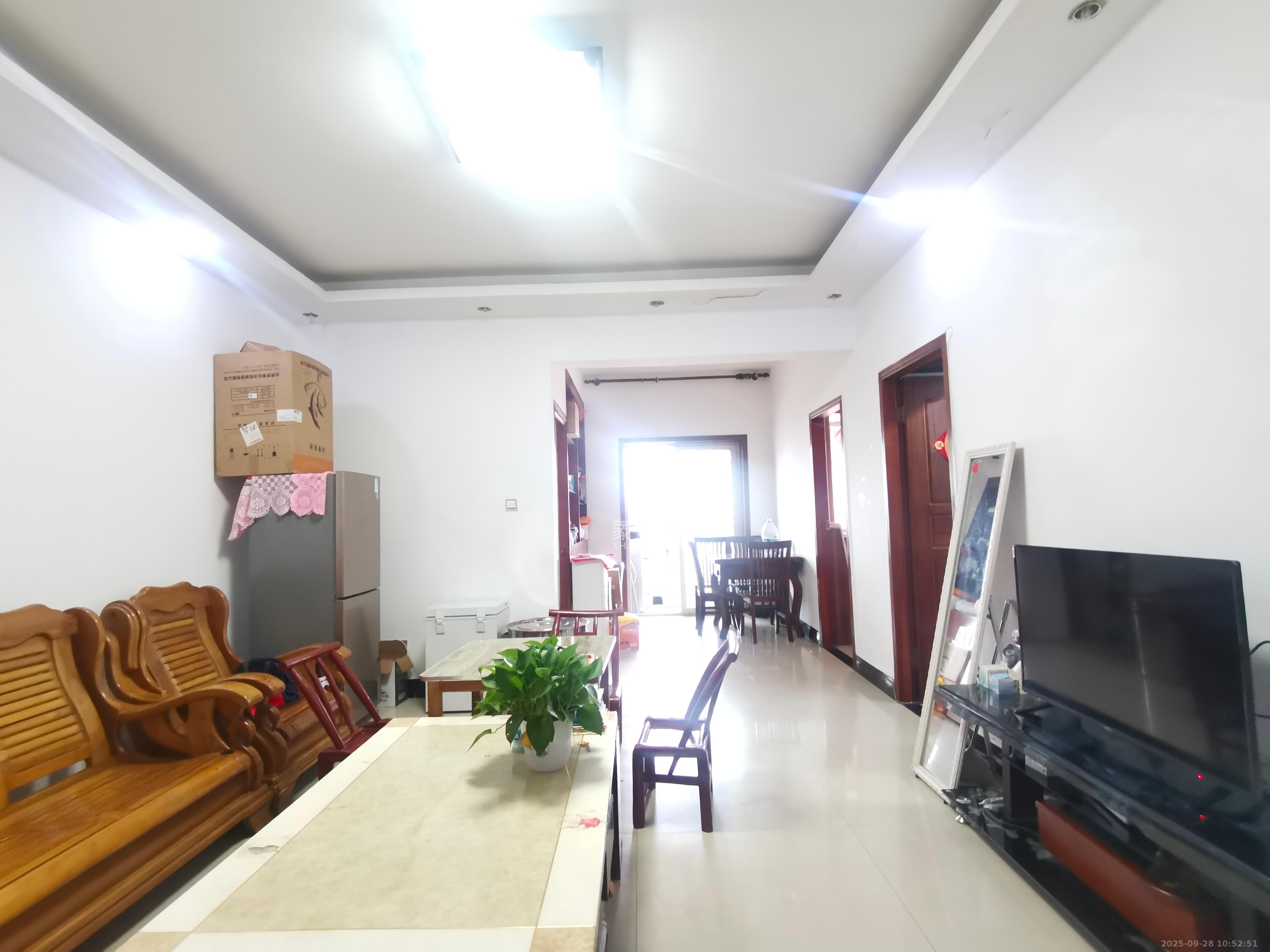 星沙商业步行街 2室2厅1卫 1488.0元/月 星沙商业步行街 2室2厅1卫 1488.0元/月室内图