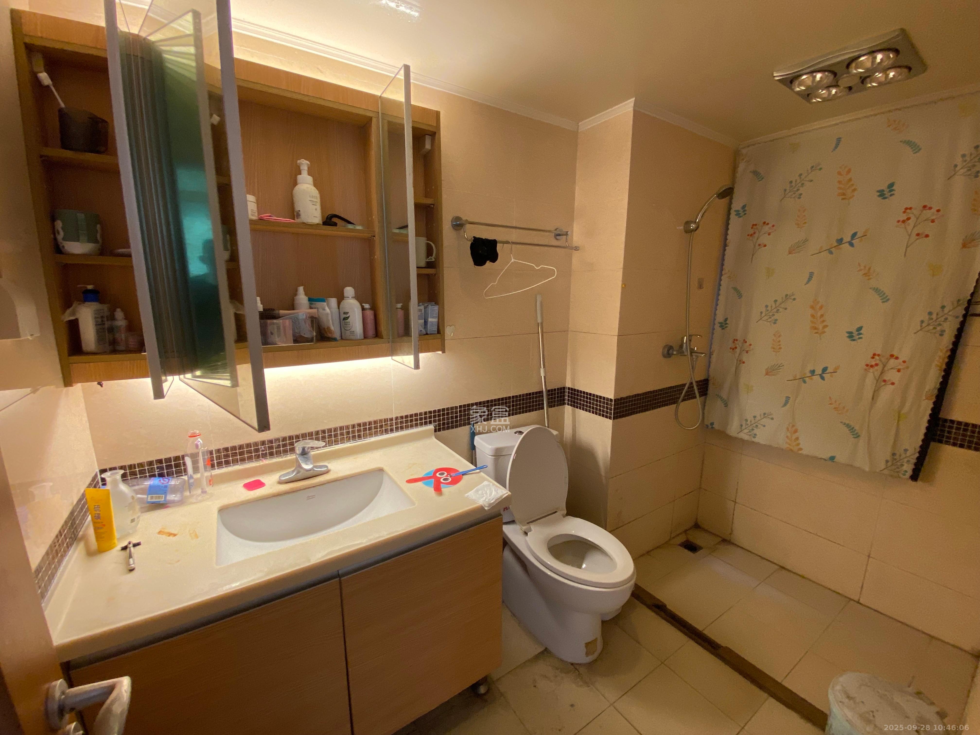 旭辉国际广场（永升商业广场）  3室2厅1卫    3200.0元/月室内图