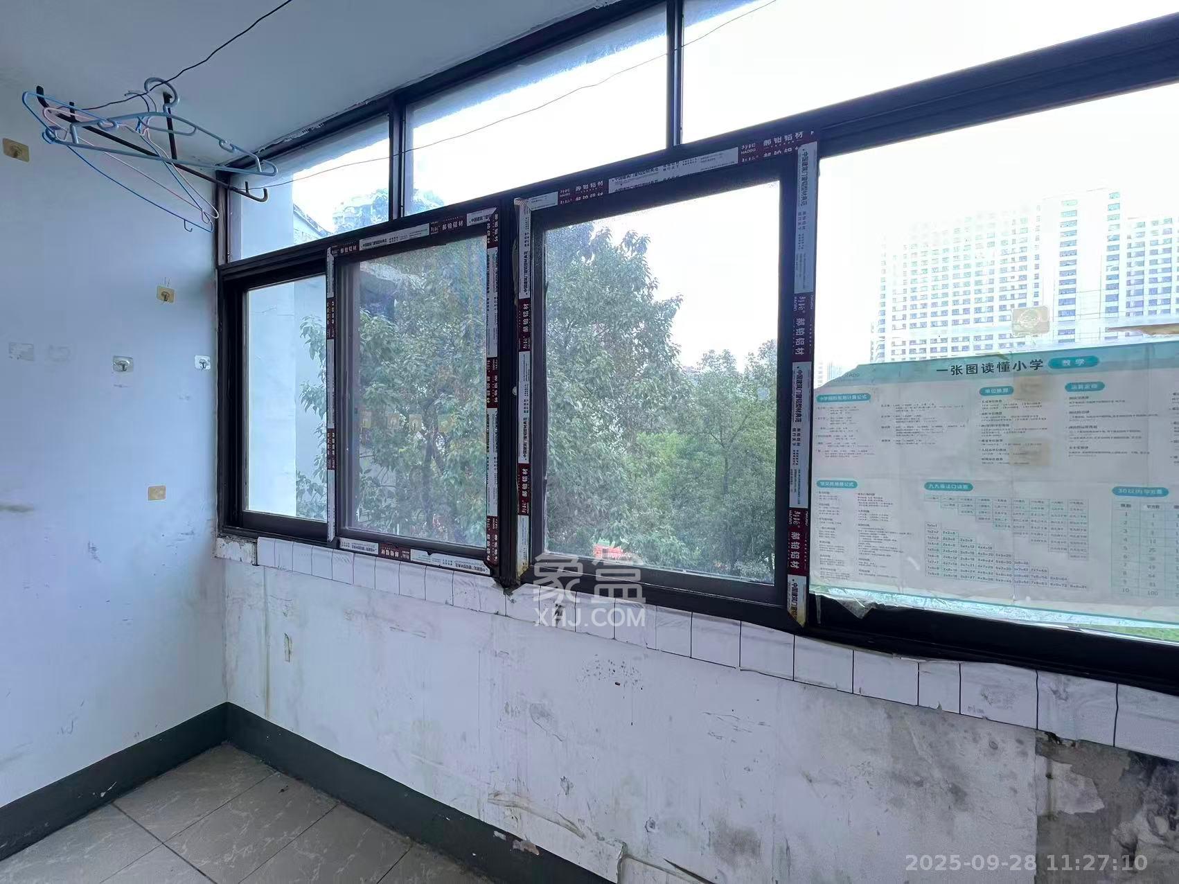 市城建开发公司文艺路宿舍  2室1厅1卫    1300.0元/月室内图