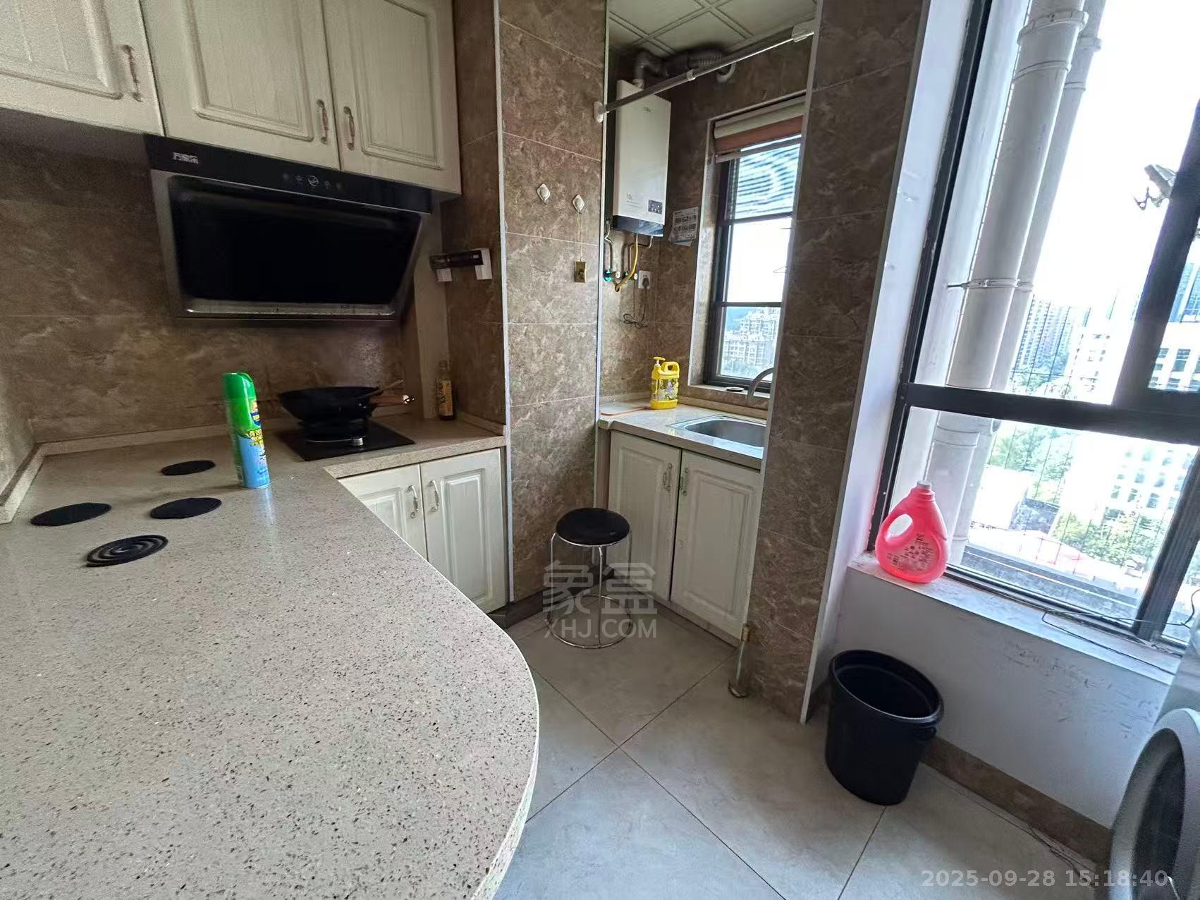 中建御山和苑 1室1厅1卫 900.0元/月 中建御山和苑 1室1厅1卫 900.0元/月室内图