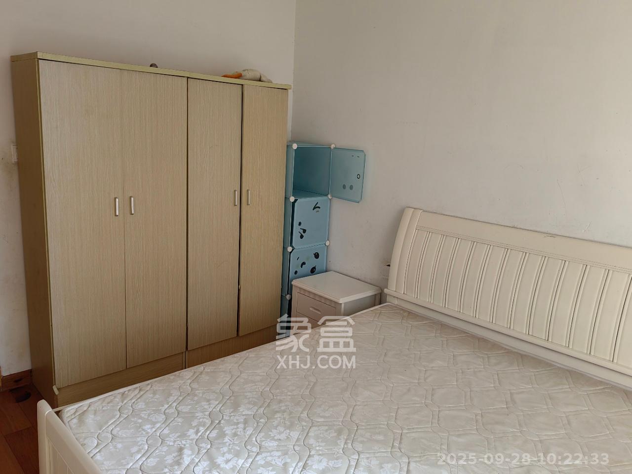 中海国际四期 2室2厅1卫 1800.0元/月 中海国际四期 2室2厅1卫 1800.0元/月室内图