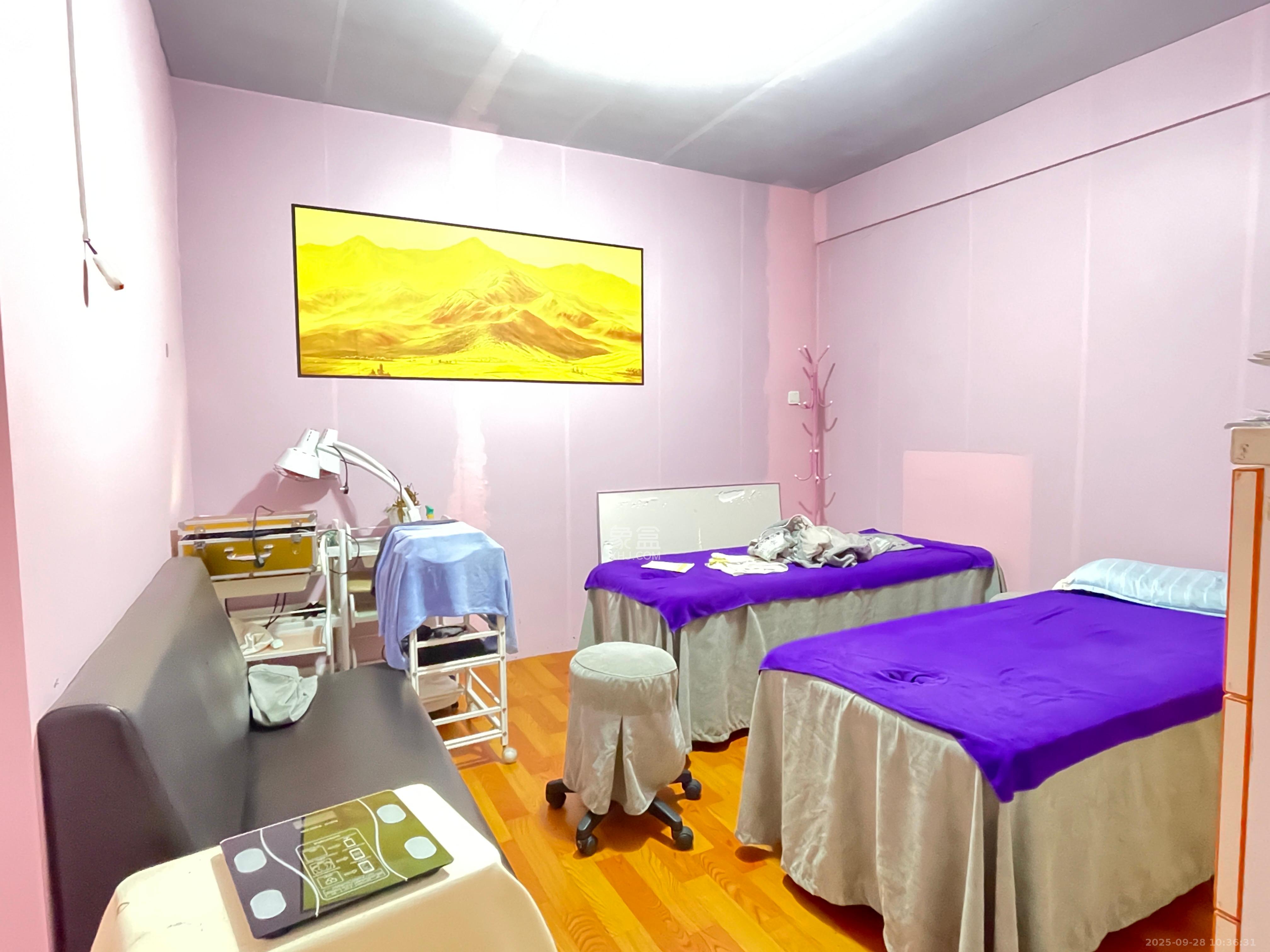 时代帝景  4室2厅2卫    4500.0元/月室内图