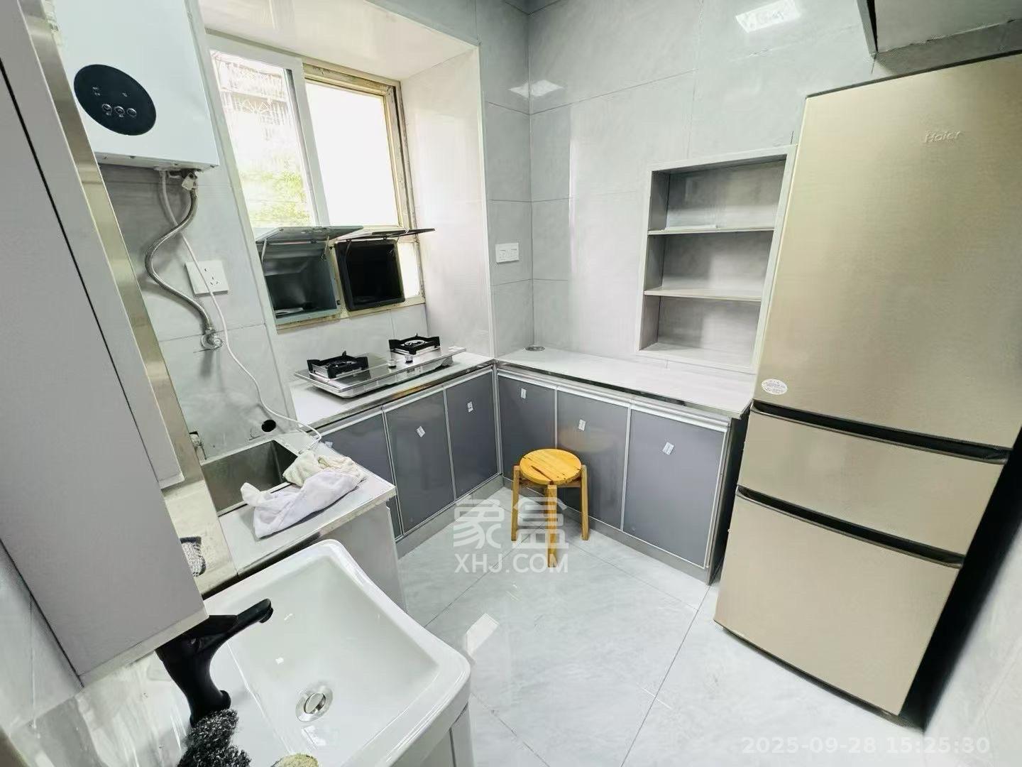 工商所宿舍（上碧湘街30号）  2室1厅1卫    2000.0元/月室内图