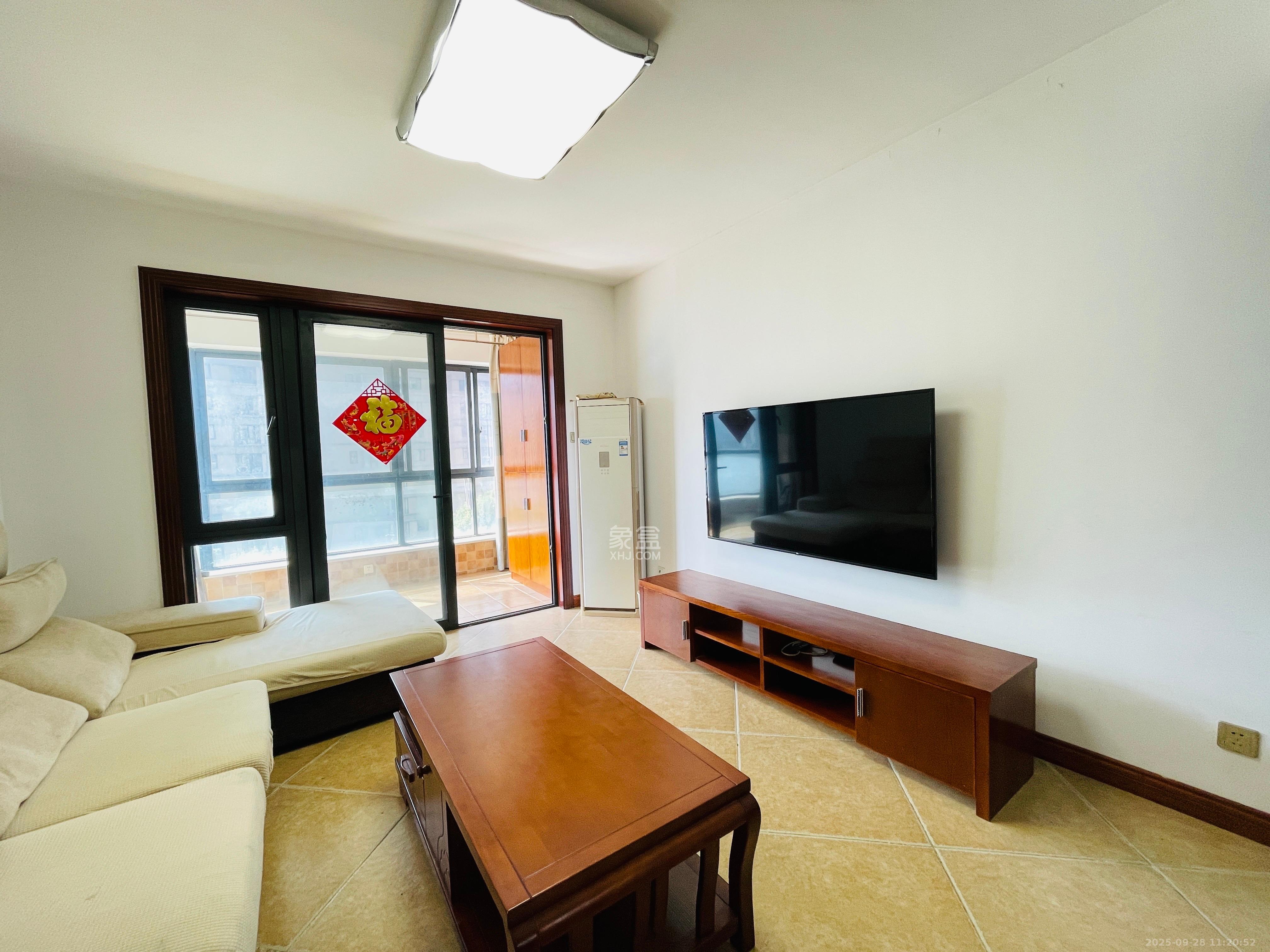 湘江雅颂居 2室2厅1卫 2200.0元/月 湘江雅颂居 2室2厅1卫 2200.0元/月室内图