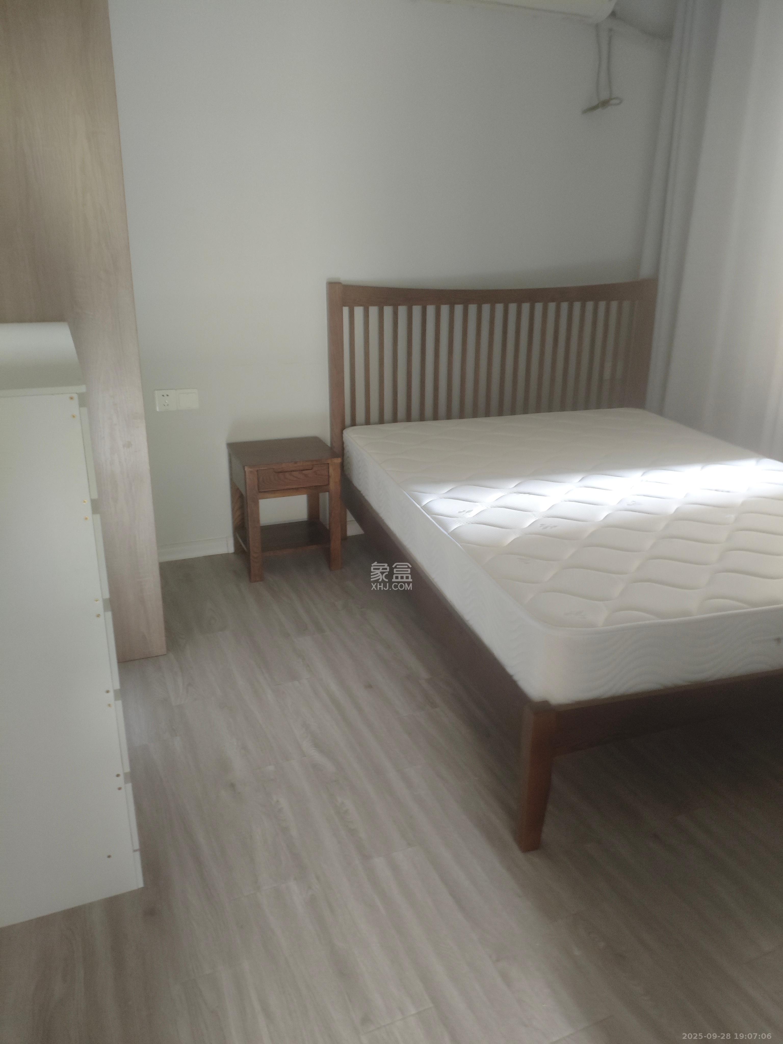 长房天翼未来城 4室2厅2卫 5500.0元/月 长房天翼未来城 4室2厅2卫 5500.0元/月室内图