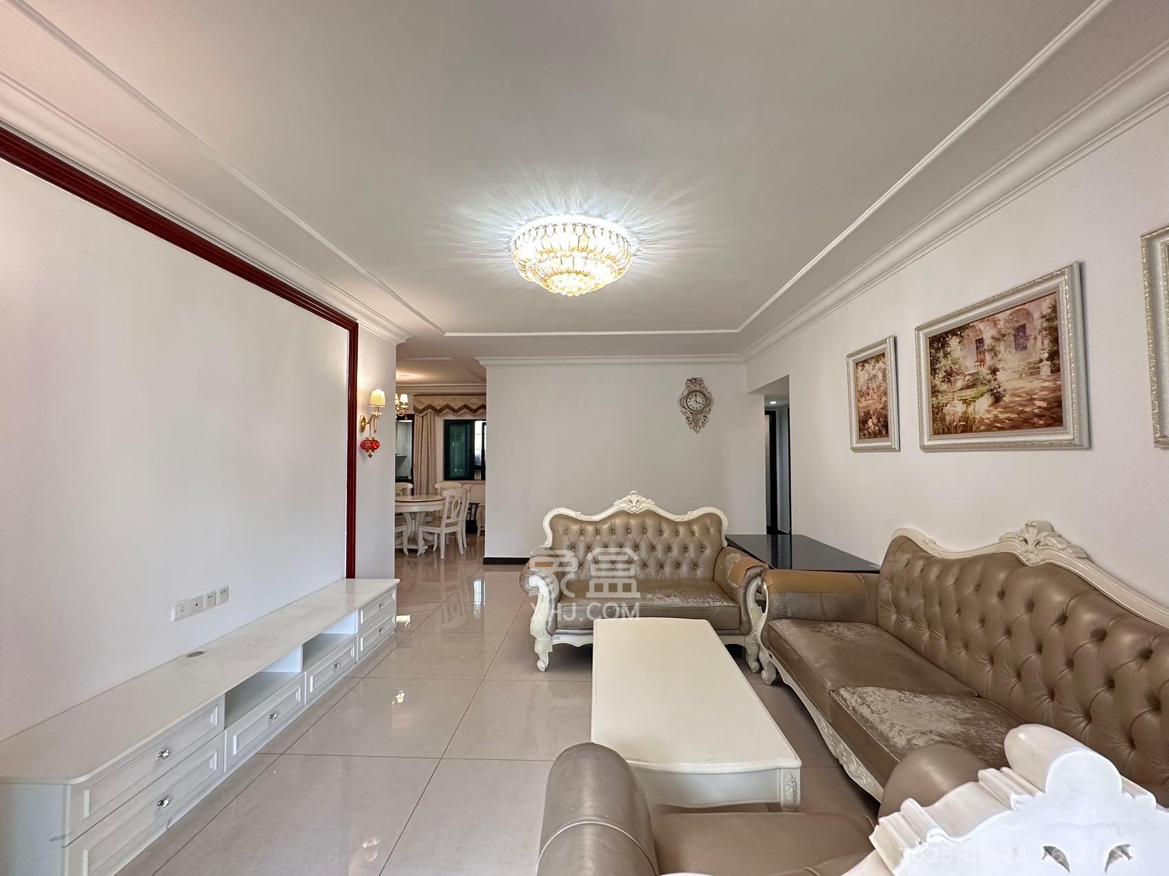 恒大雅苑  4室2厅2卫    3700.0元/月室内图