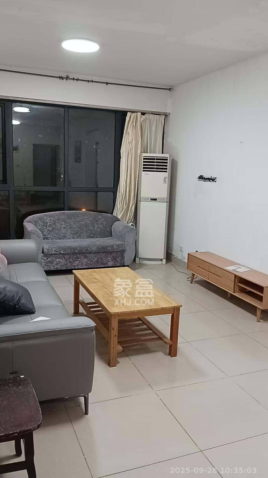 中天广场  2室2厅1卫    3000.0元/月室内图