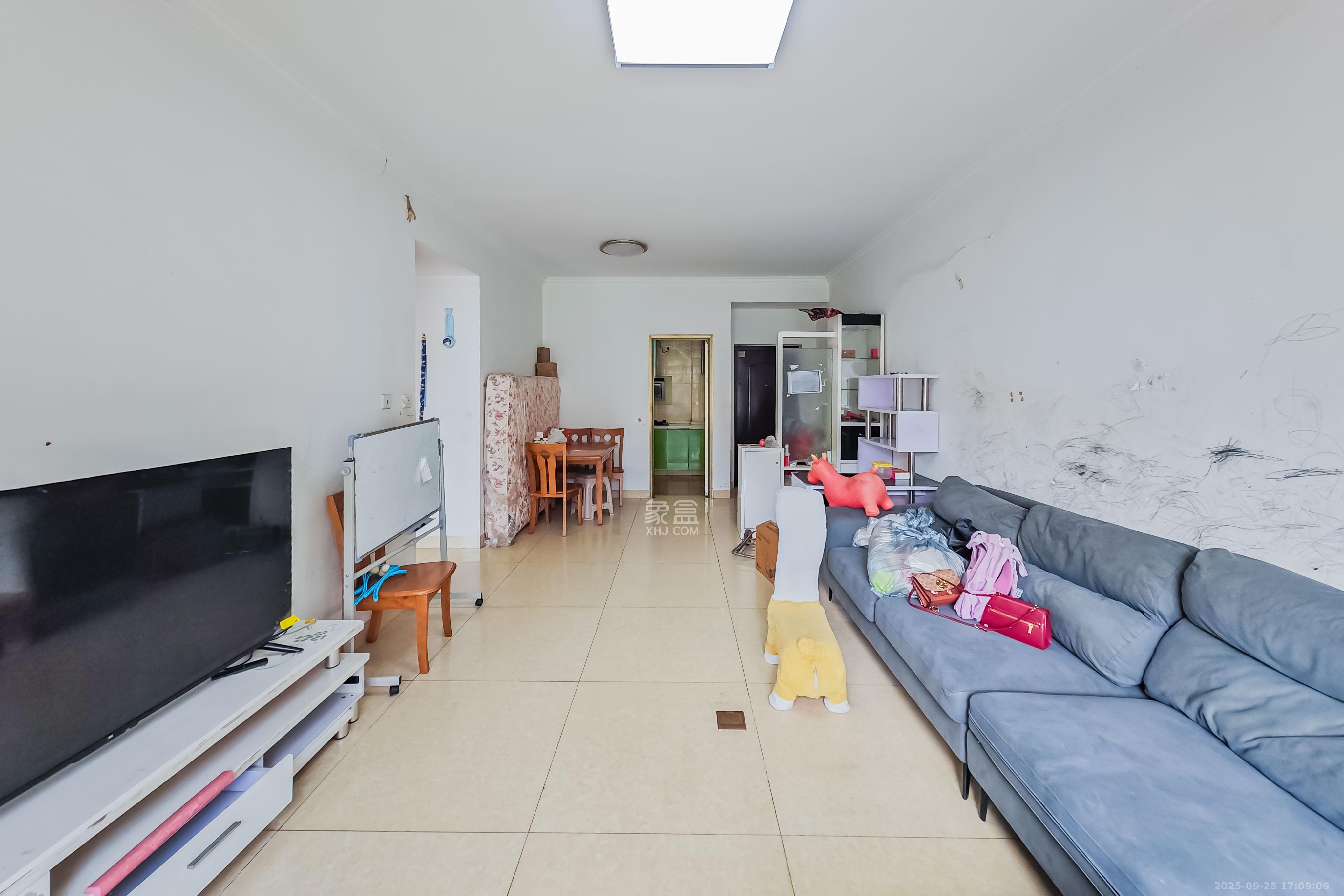 英郡年华  2室2厅1卫    60.0万 英郡年华  2室2厅1卫    60.0万