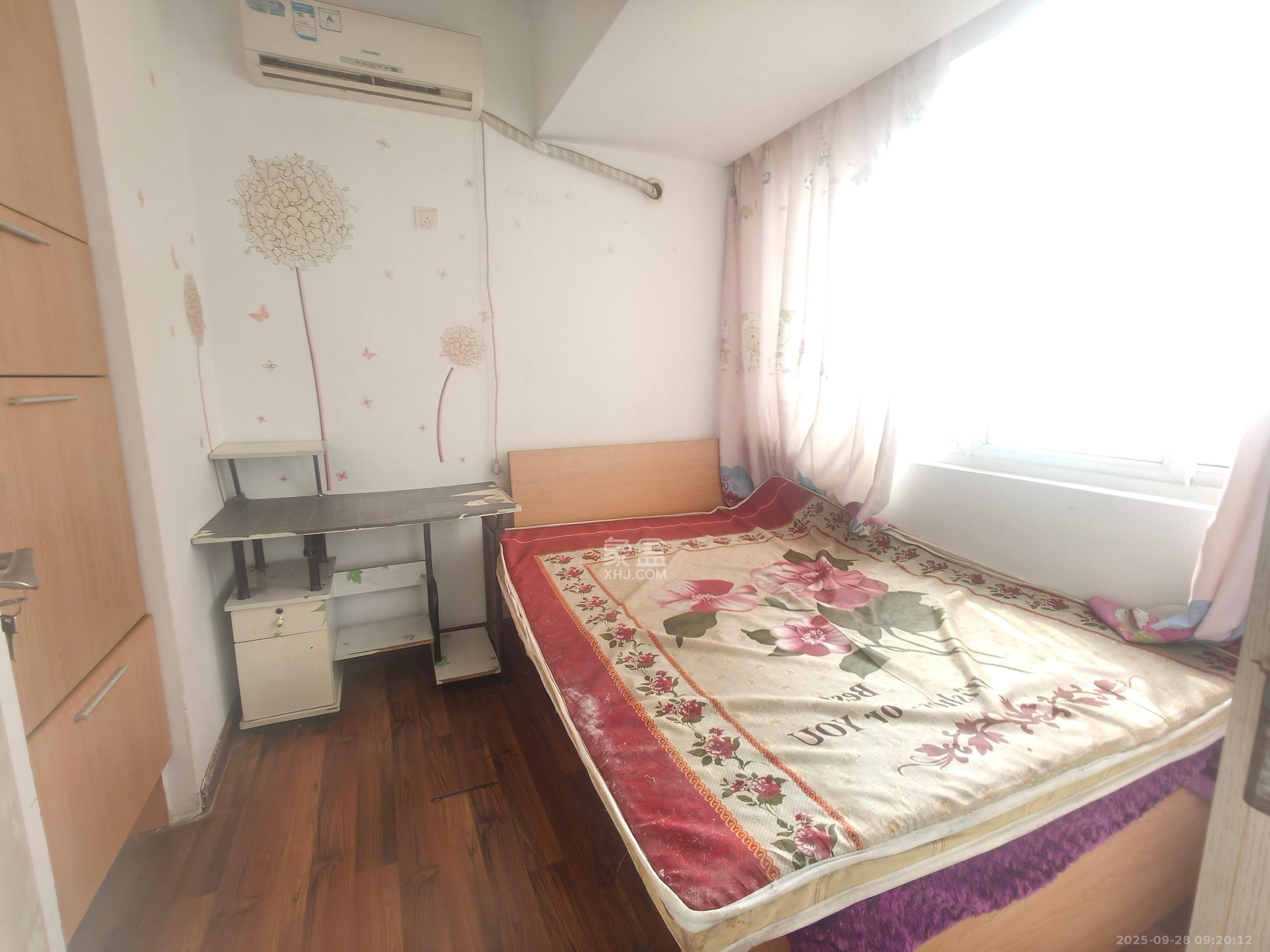 未来蜂巢 3室2厅1卫 1600.0元/月 未来蜂巢 3室2厅1卫 1600.0元/月室内图