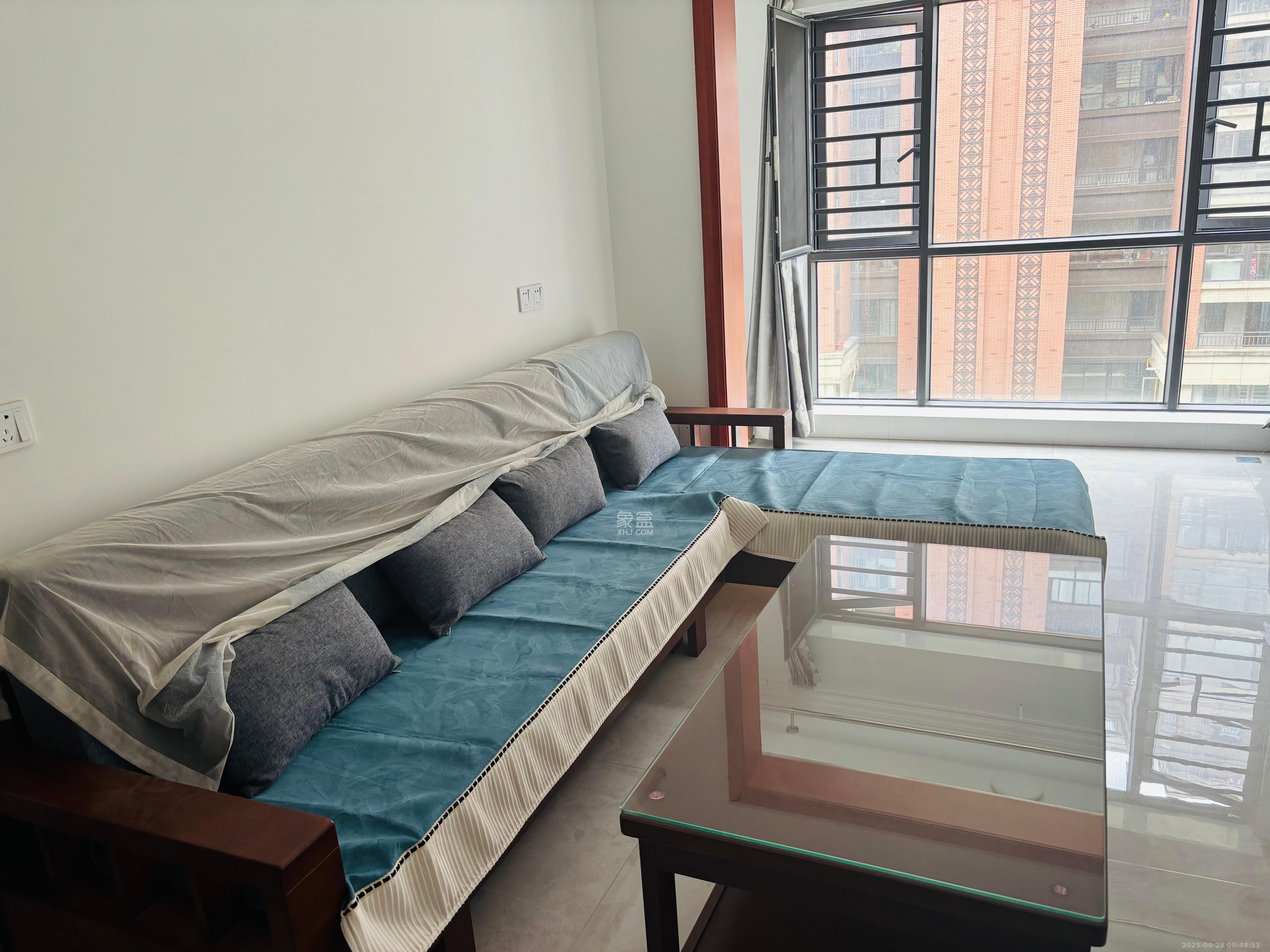 鑫远翡丽郡(鑫远翡丽雅苑) 3室2厅1卫 2500.0元/月 鑫远翡丽郡(鑫远翡丽雅苑) 3室2厅1卫 2500.0元/月室内图