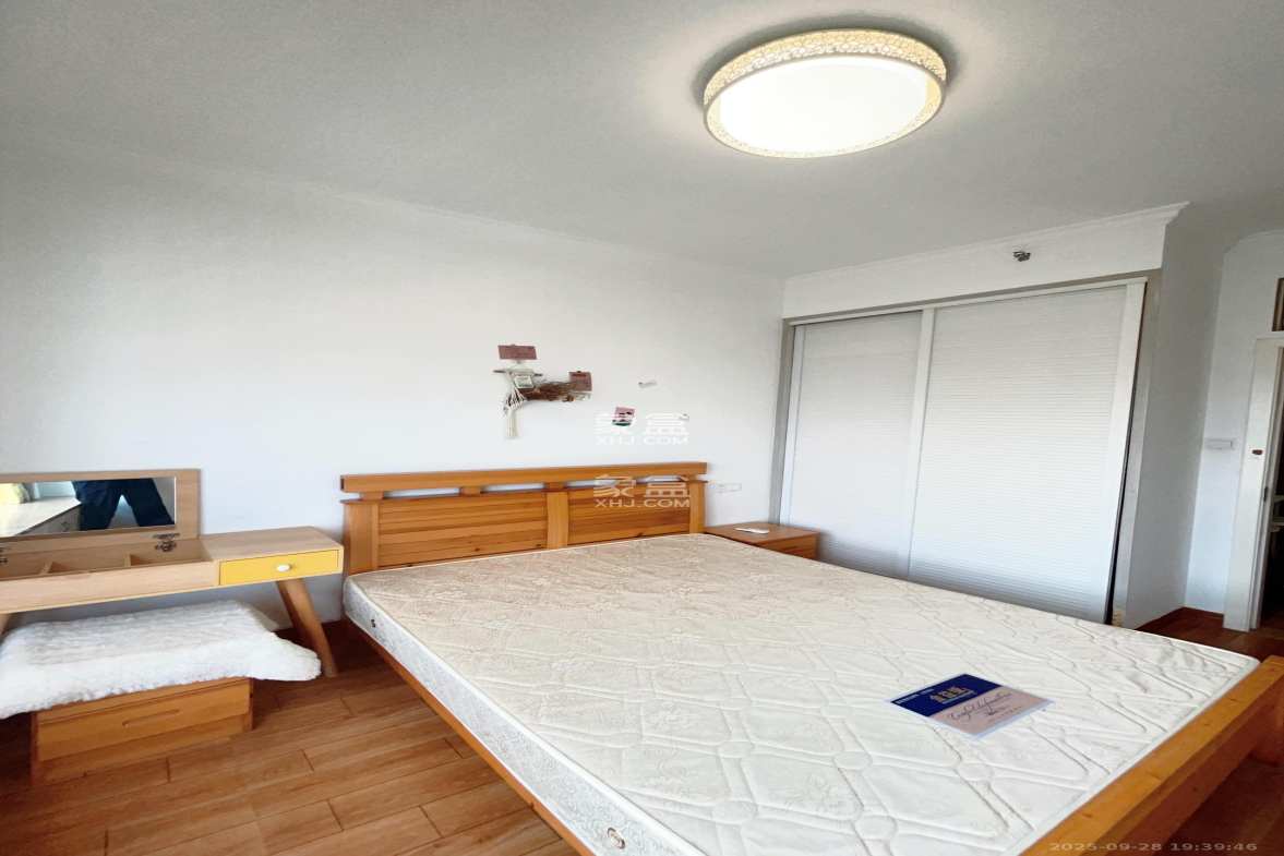 达美美立方  2室1厅1卫    2000.0元/月 达美美立方  2室1厅1卫    2000.0元/月室内图