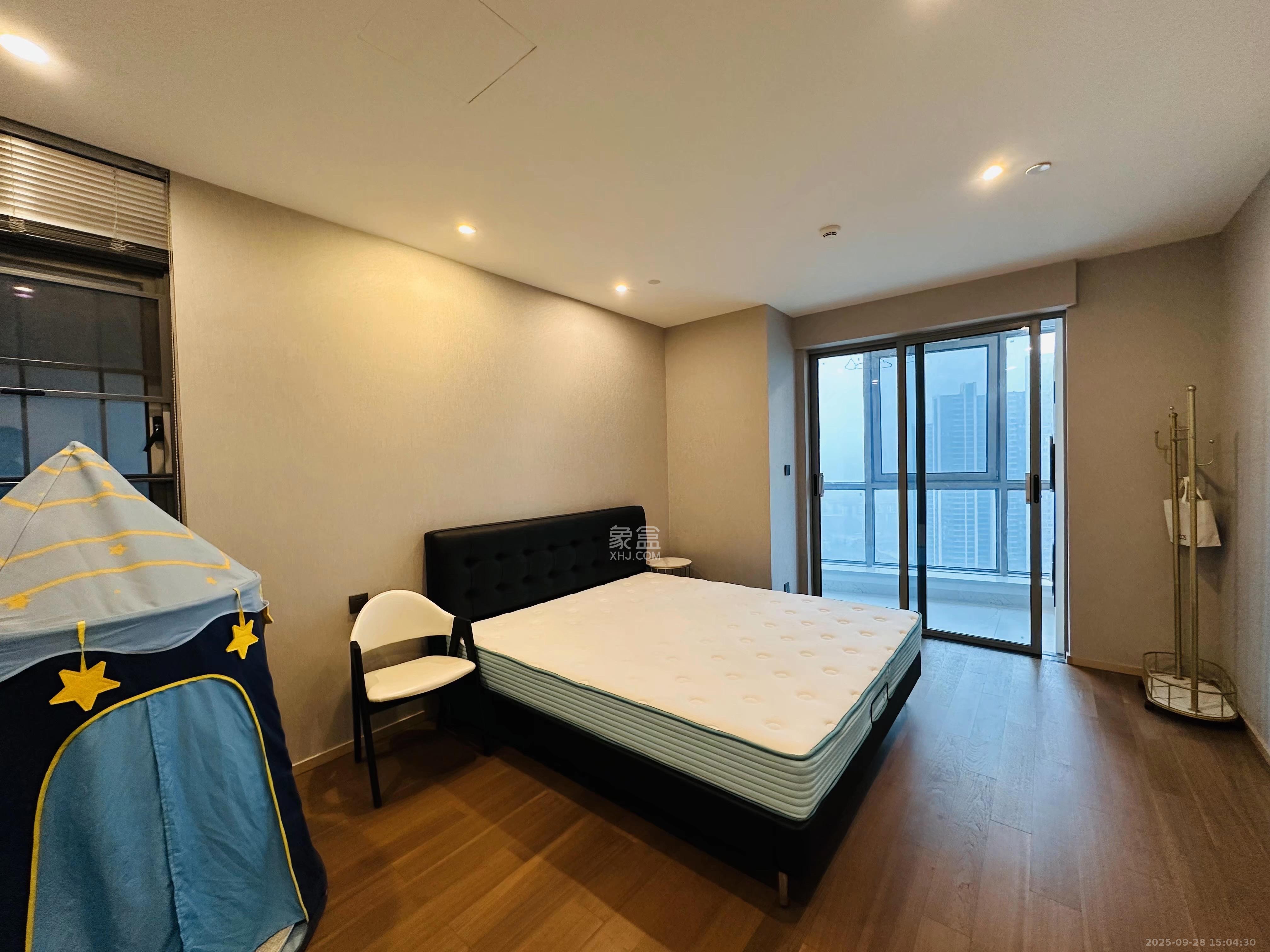 正荣梅溪紫阙台 4室2厅2卫 9500.0元/月 正荣梅溪紫阙台 4室2厅2卫 9500.0元/月室内图