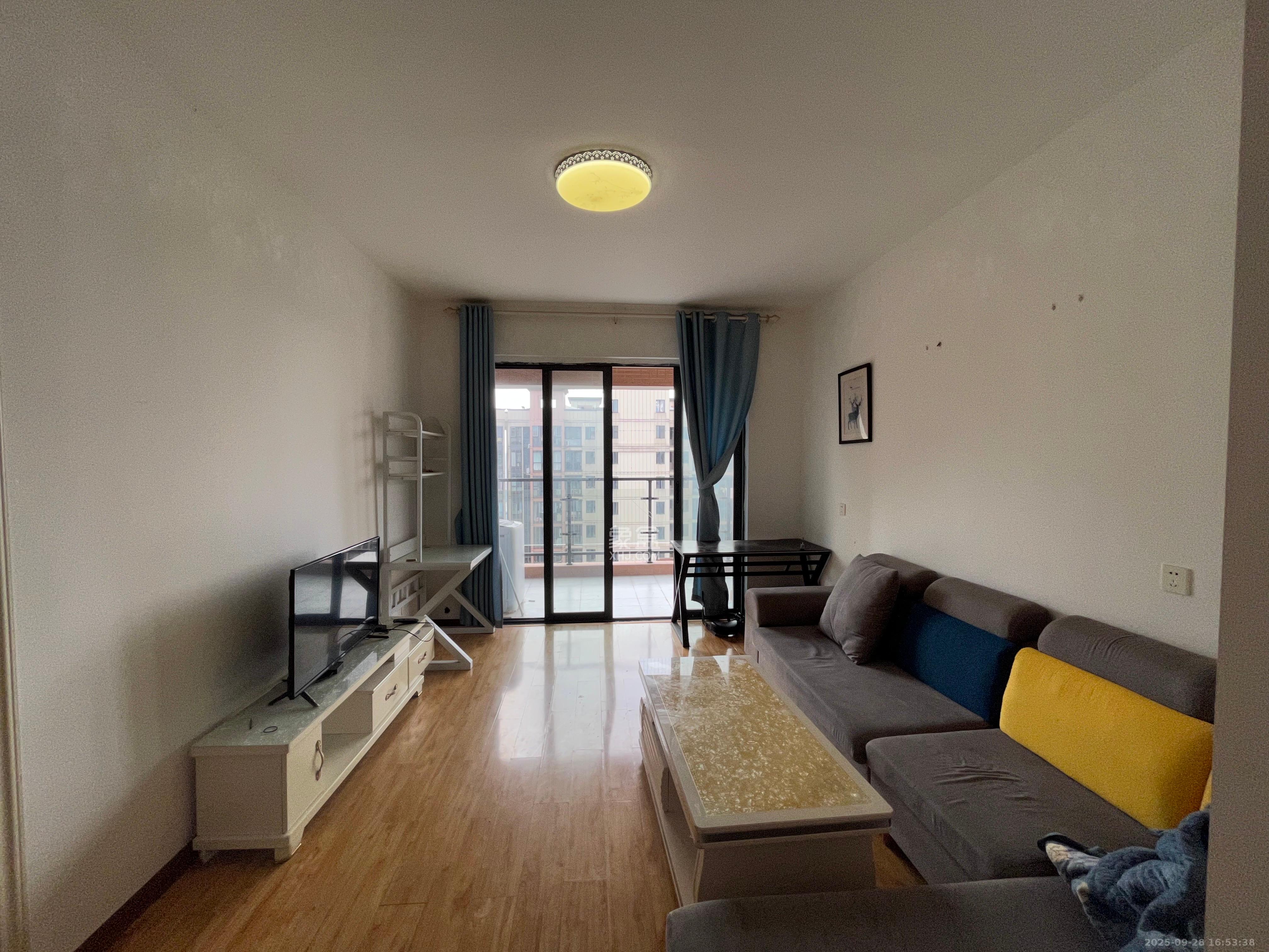 盛世耀凯 2室2厅1卫 2300.0元/月 盛世耀凯 2室2厅1卫 2300.0元/月室内图