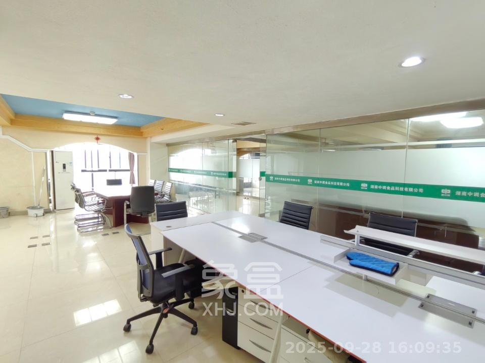 嘉玺大厦（高桥国际公寓）   280.0㎡      10000.0元/月室内图